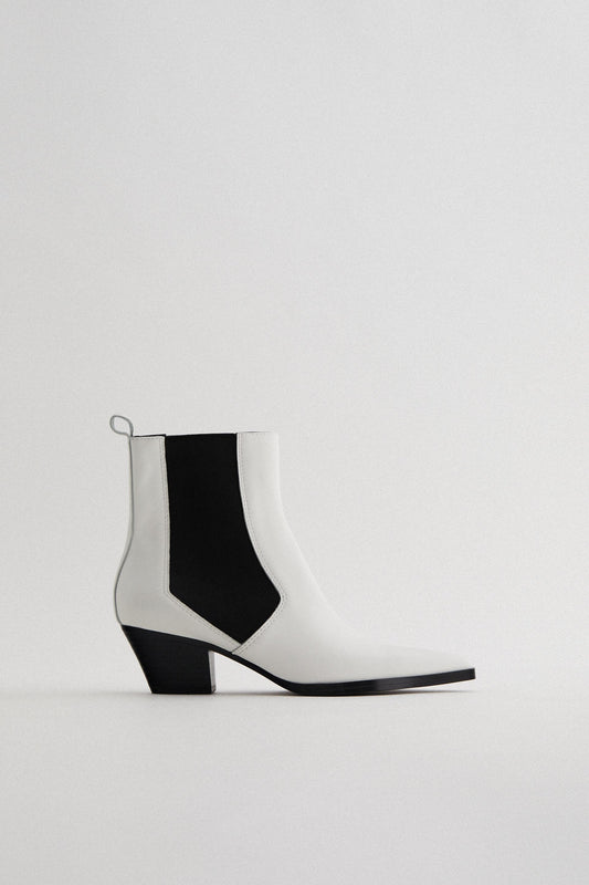New! Zara white genuine leather boots size 40