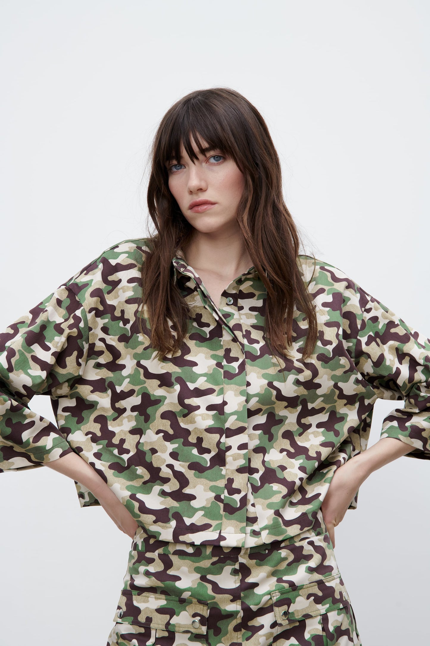 NWOT! Zara camo crop shirt. Fits XS-M