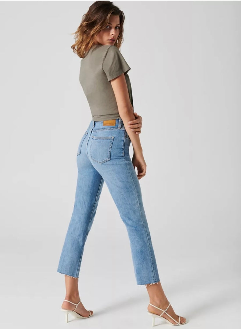 Denim Forum The Arlo High Rise Straight Jean sz 29
