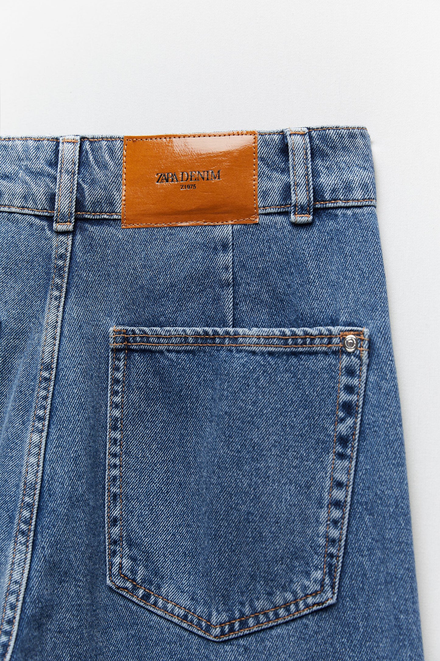 Zara high rise wide leg jeans sz 2