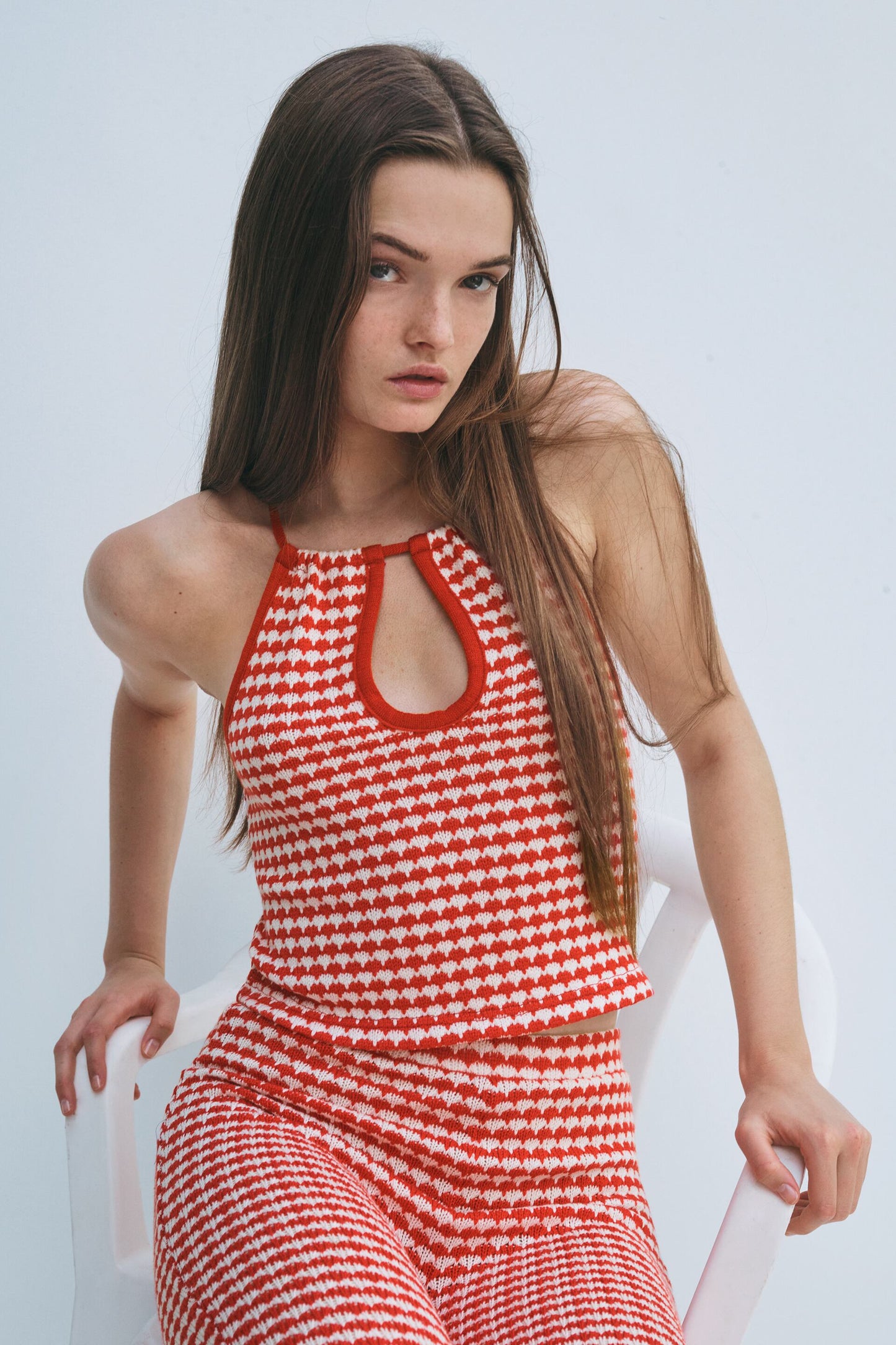 Zara red white knit halter top sz M