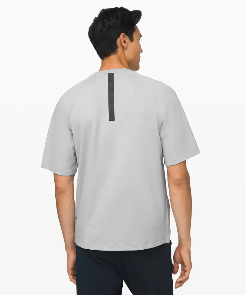LULULEMON Mobility Train Short Sleeve Crew sz XL