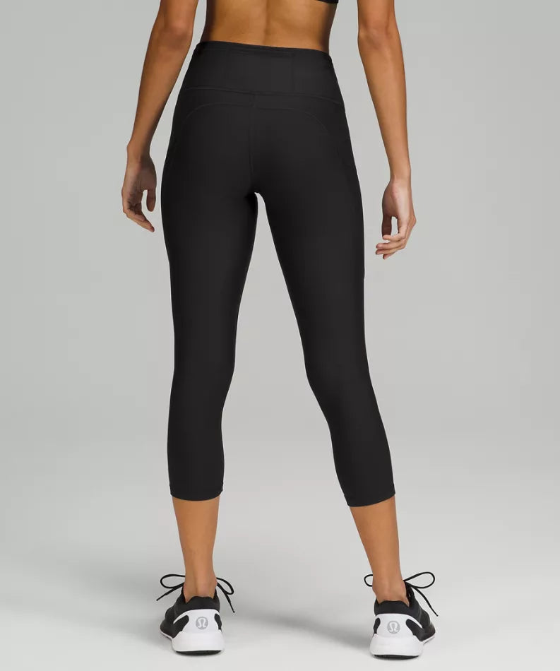 LULULEMON Fast and Free Reflective High-Rise Crop sz 4
