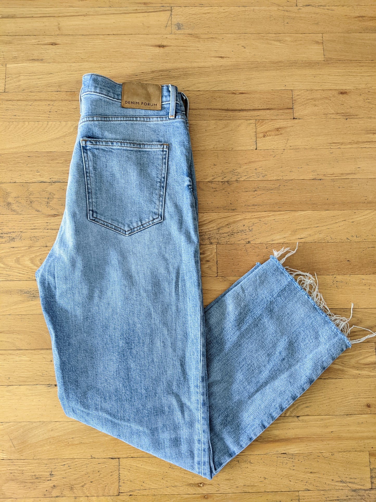 Denim Forum The Arlo High Rise Straight Jean sz 29