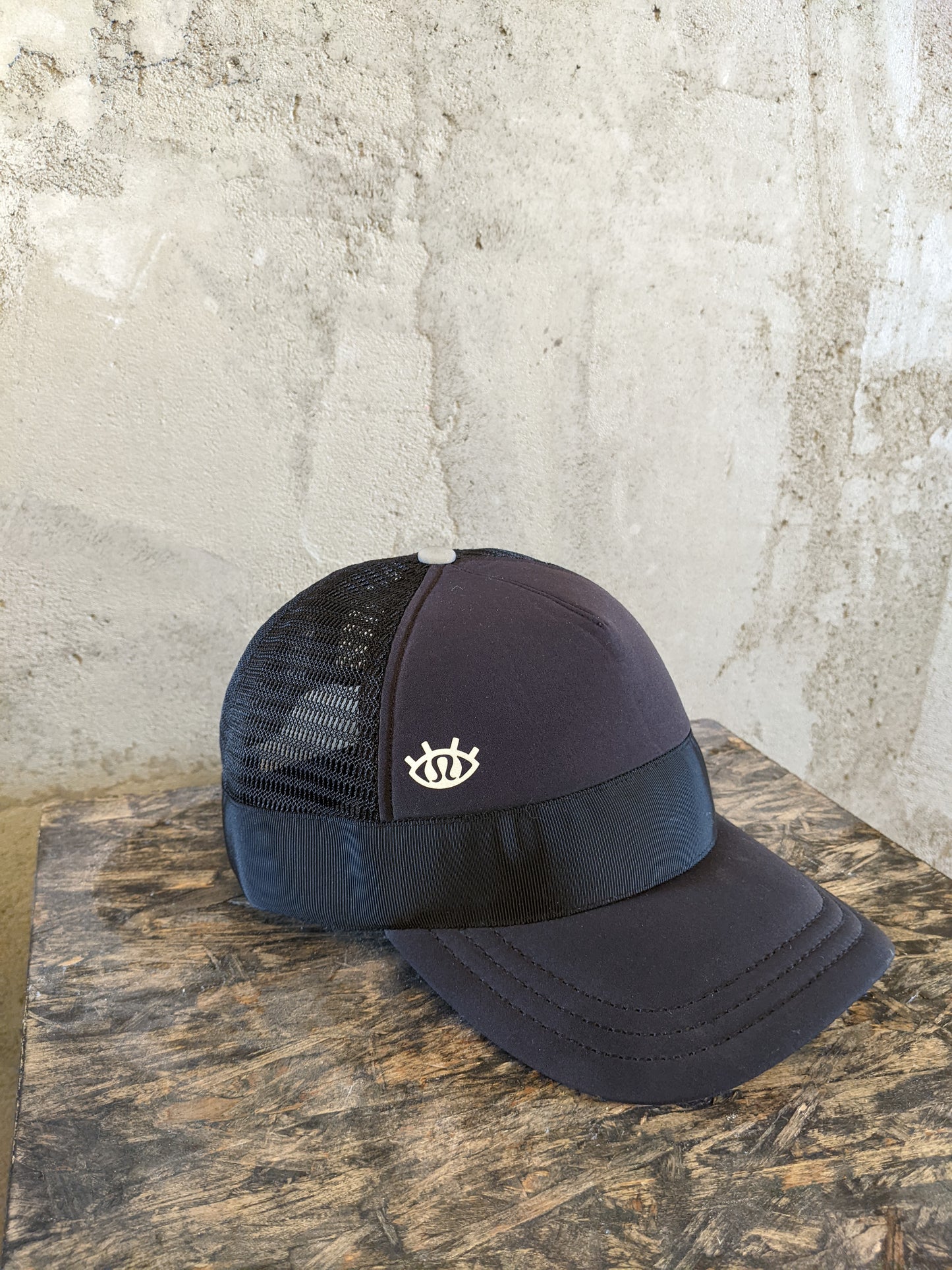 LULULEMON Limited Edition Seawheeze hat