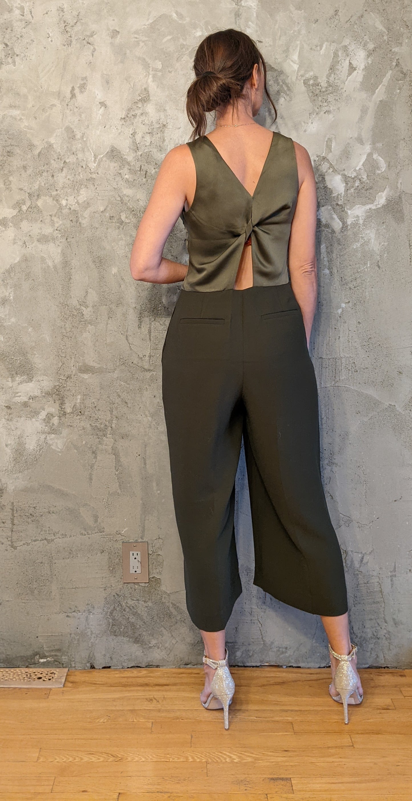 Banana Republic Satin Top Jumpsuit with Open Back Detail sz 8 (clipped to show fit)