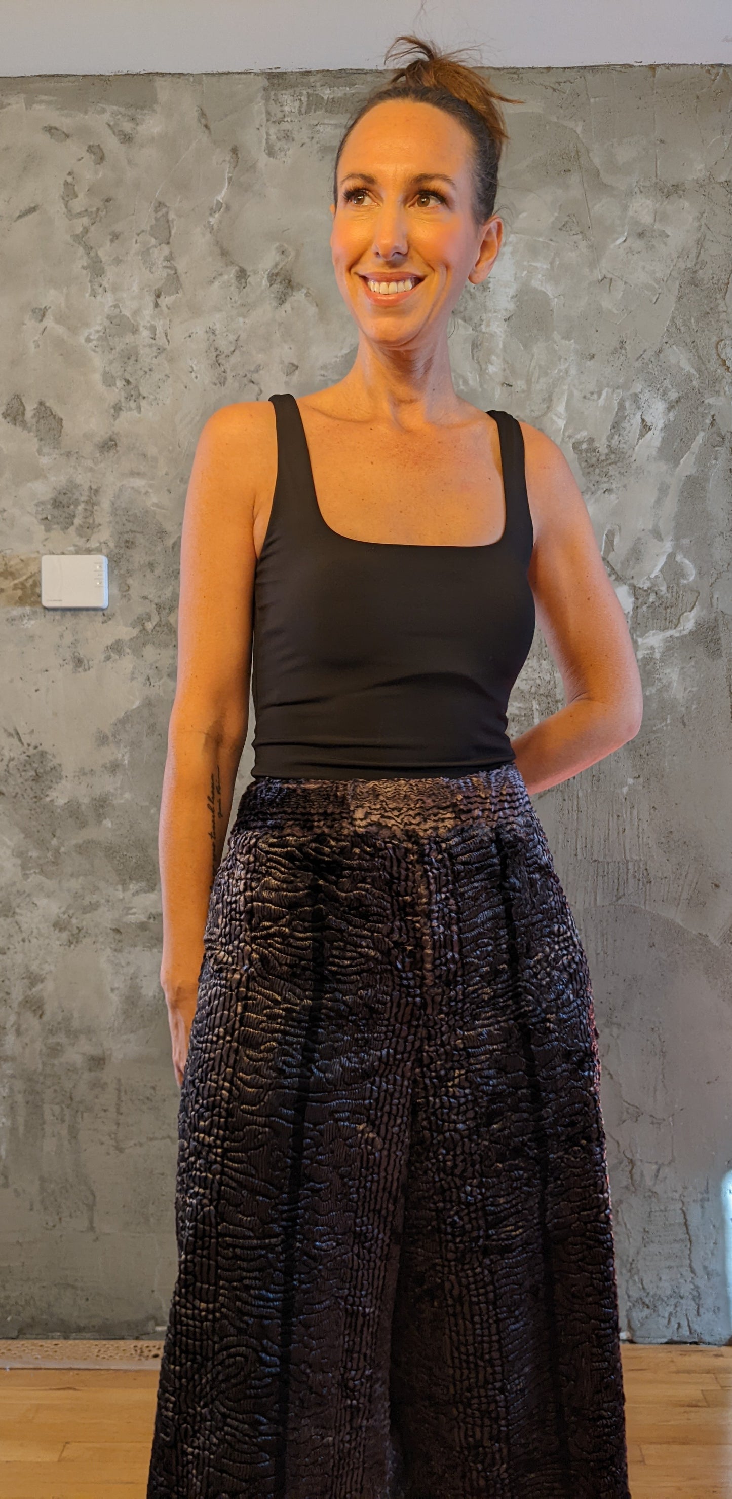 NWT! Pink Tartan Wide Leg Plush Velvet Crop Pant sz 14 (clipped to show fit)