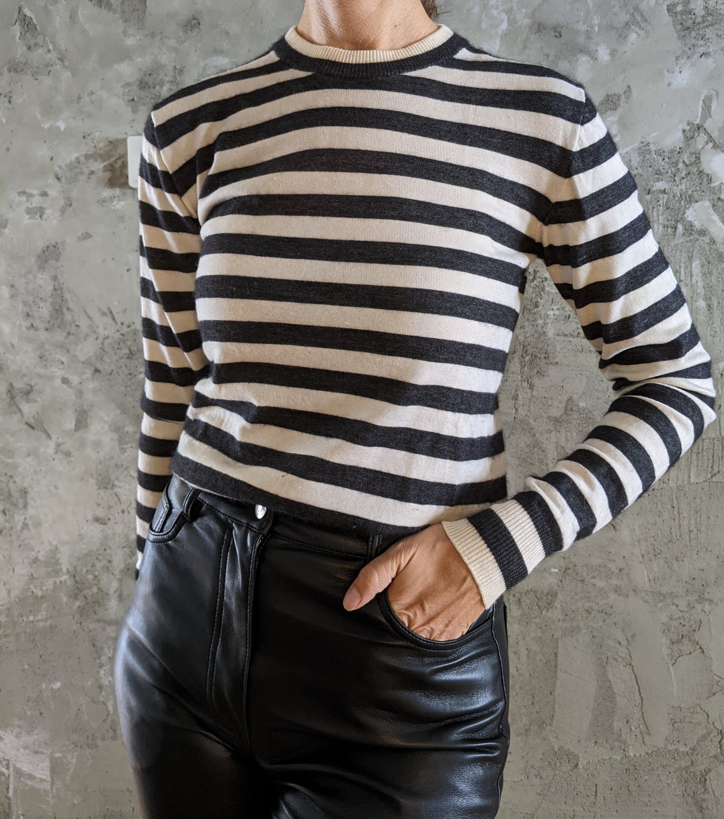 DOLCE & GABBANA Cashmere-Silk Striped Sweater sz M.