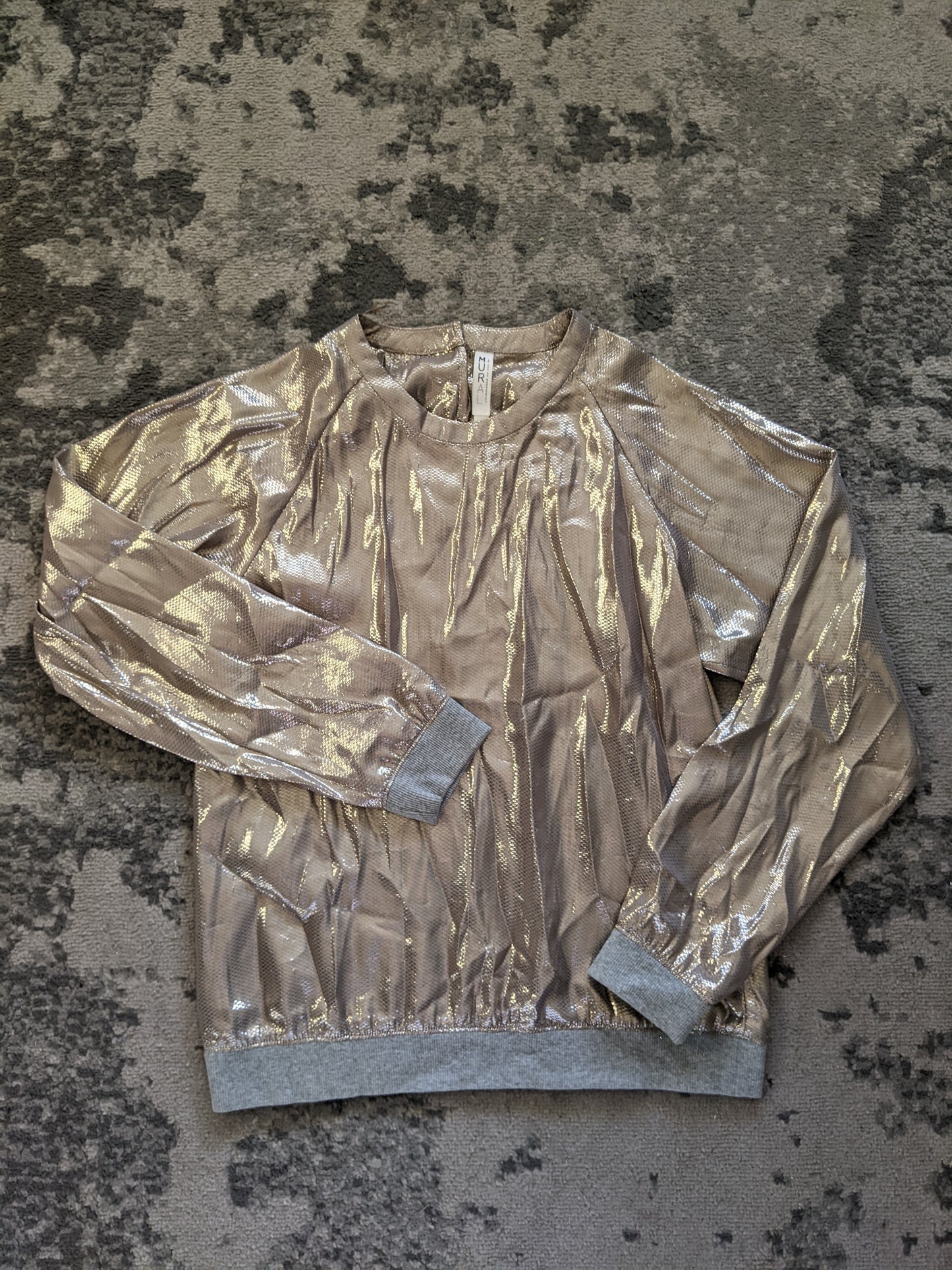 Mural silk and metallic Liquid Gold blouse with grey cotton rib knit cuffs and trim. Sz M