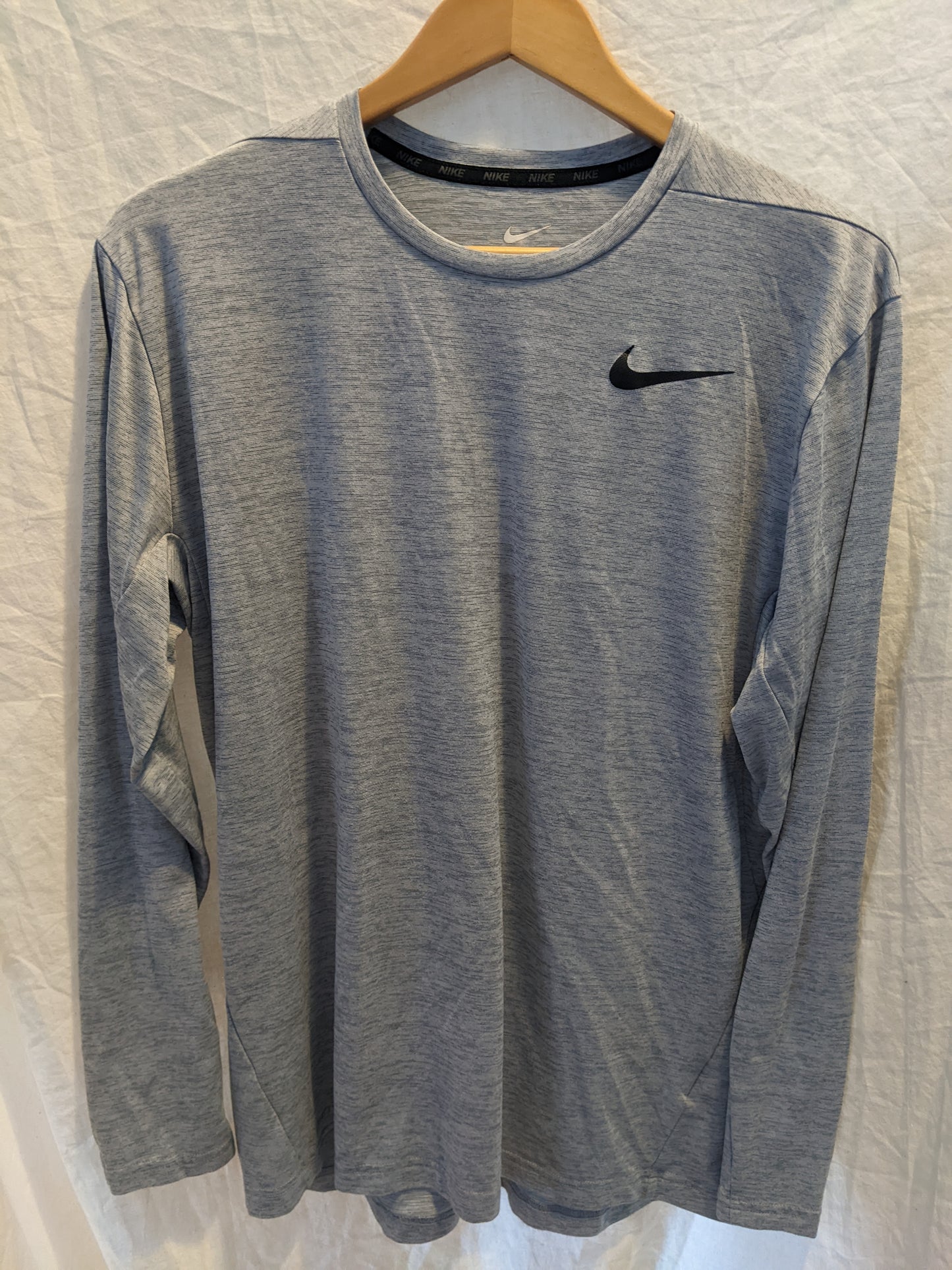 Nike DriFit long sleeve sz Lrg