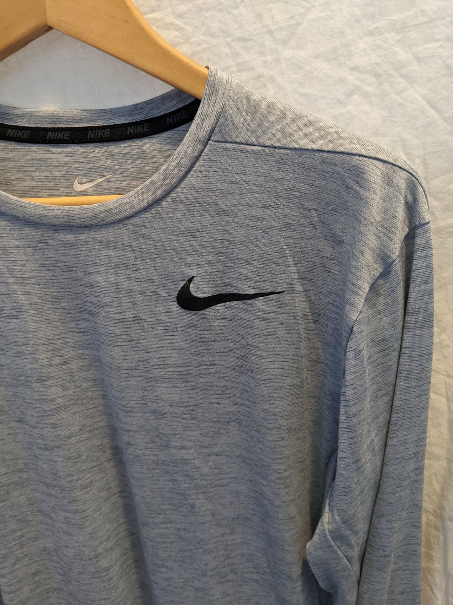 Nike DriFit long sleeve sz Lrg