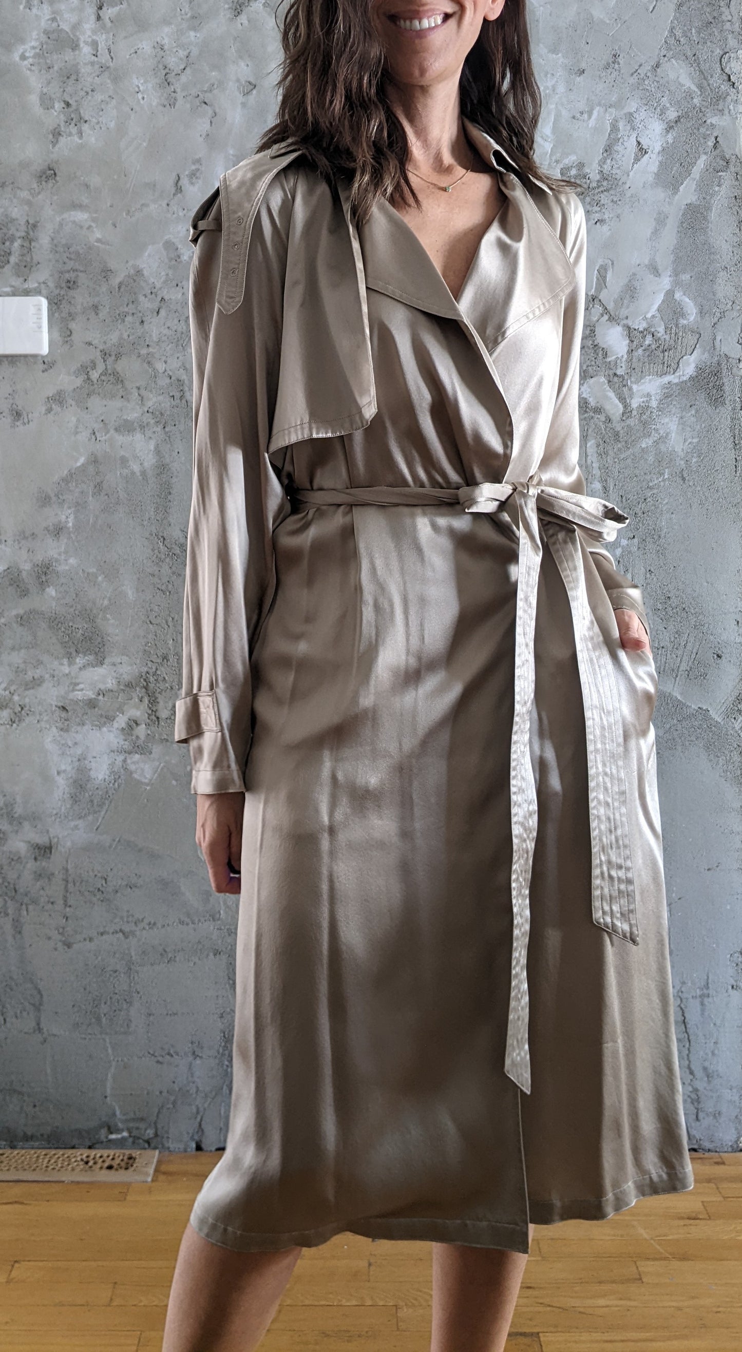Designer! Krisvanassche trench style silk wrap dress size 40. (Wrap style very flexible for fit!)