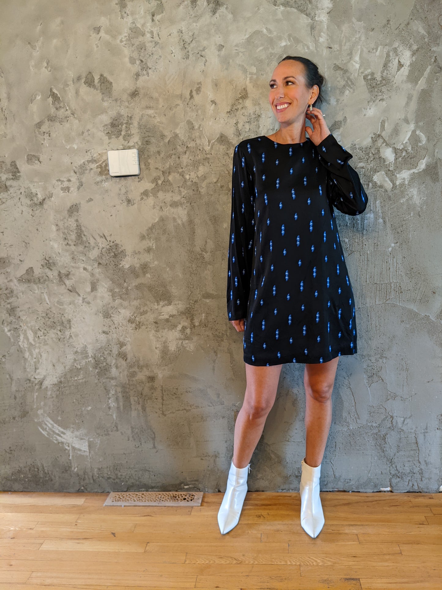 EQUIPMENT "Angelisa" lightning bolt dress sz M