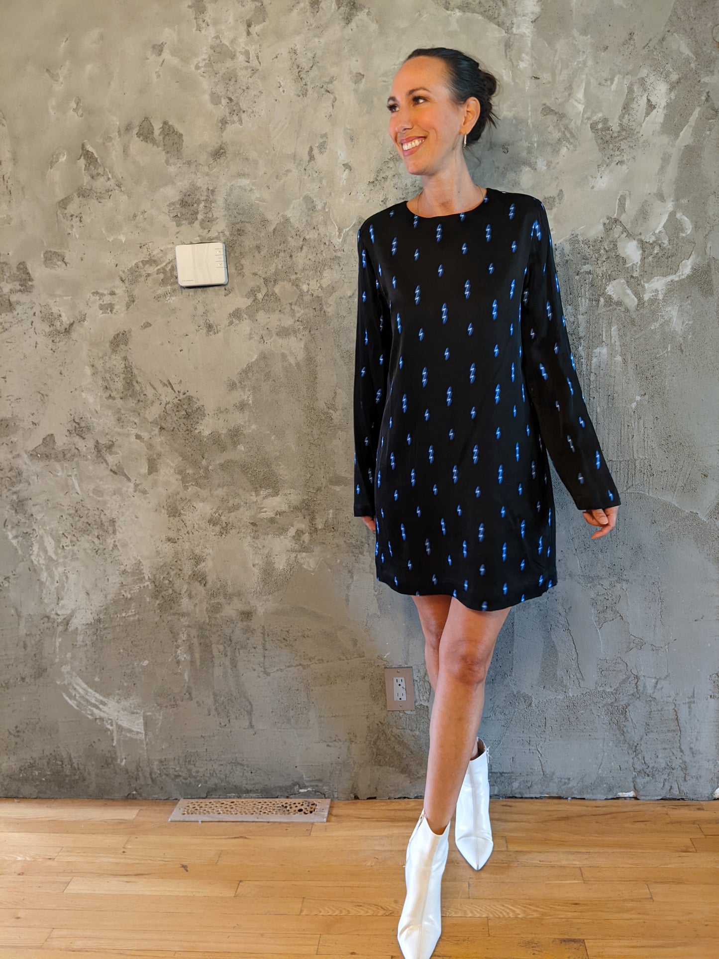 EQUIPMENT "Angelisa" lightning bolt dress sz M