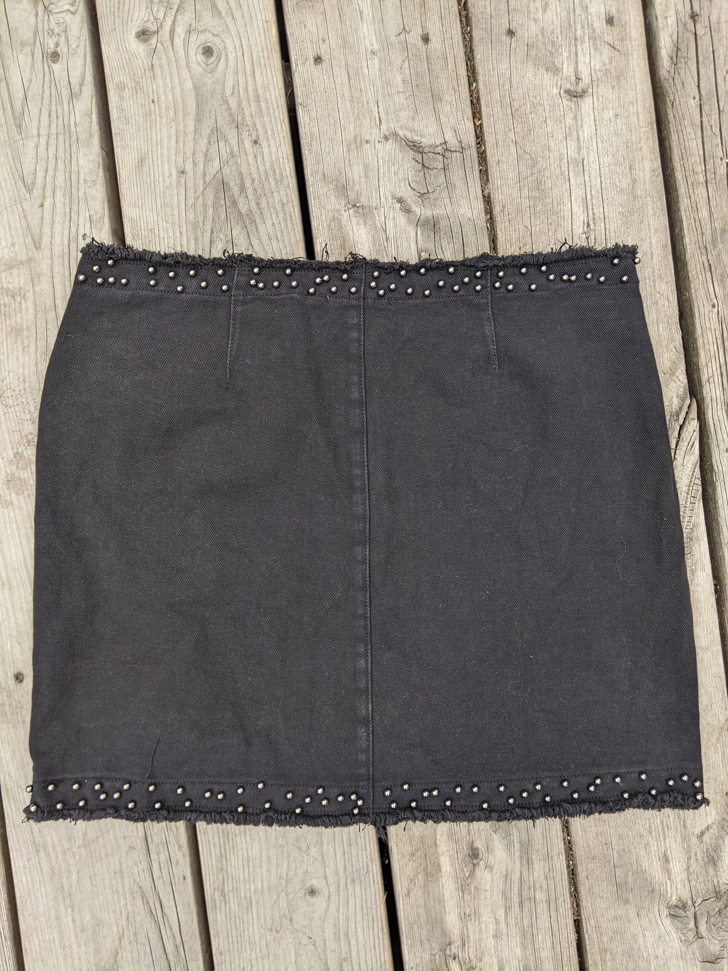 NWT! Dex studded denim skirt sz 29