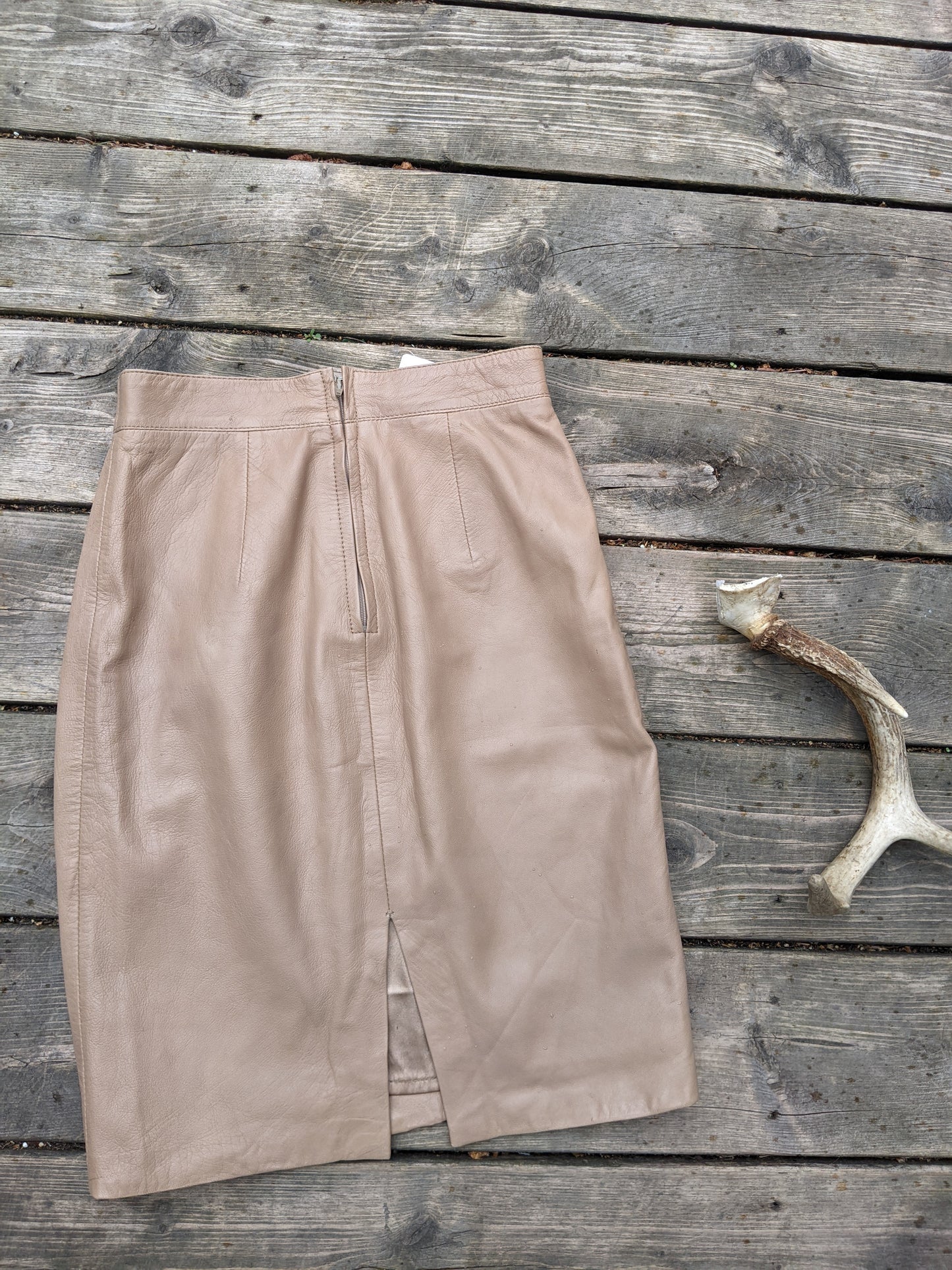 Daniel genuine leather skirt sz 2