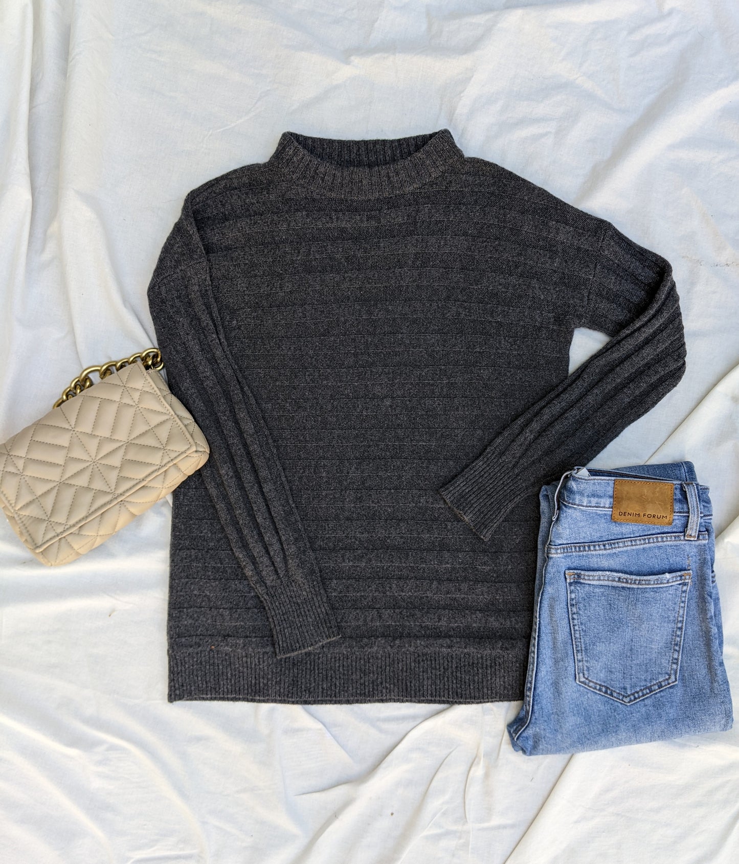 Like new! Theory Andrista 100% cashmere sweater sz S