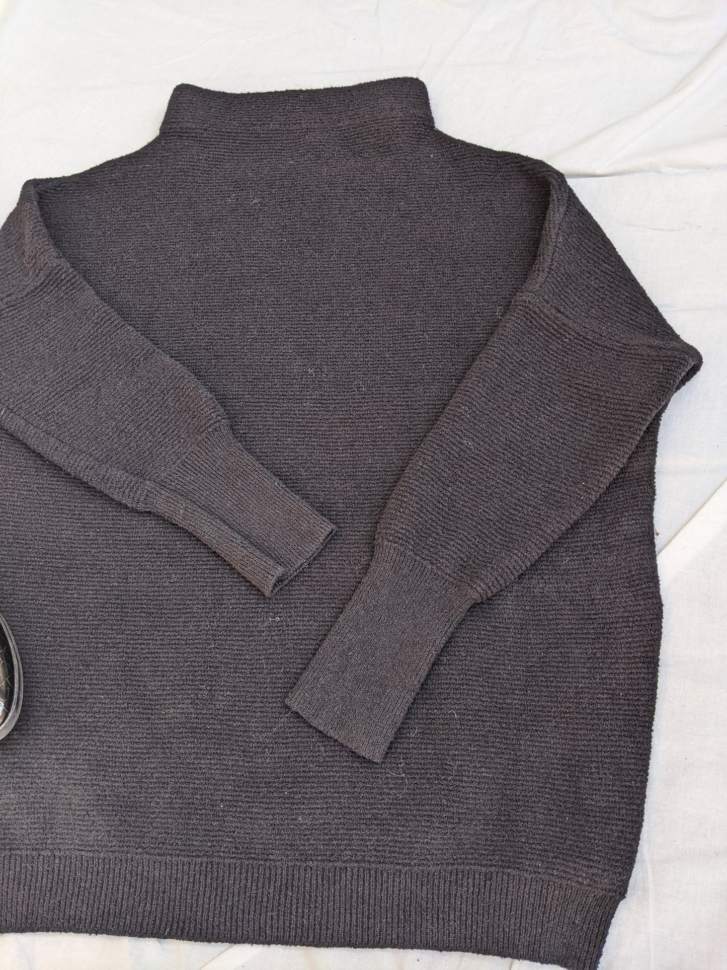 Devoted black ottoman ribbed slouchy sweater sz S