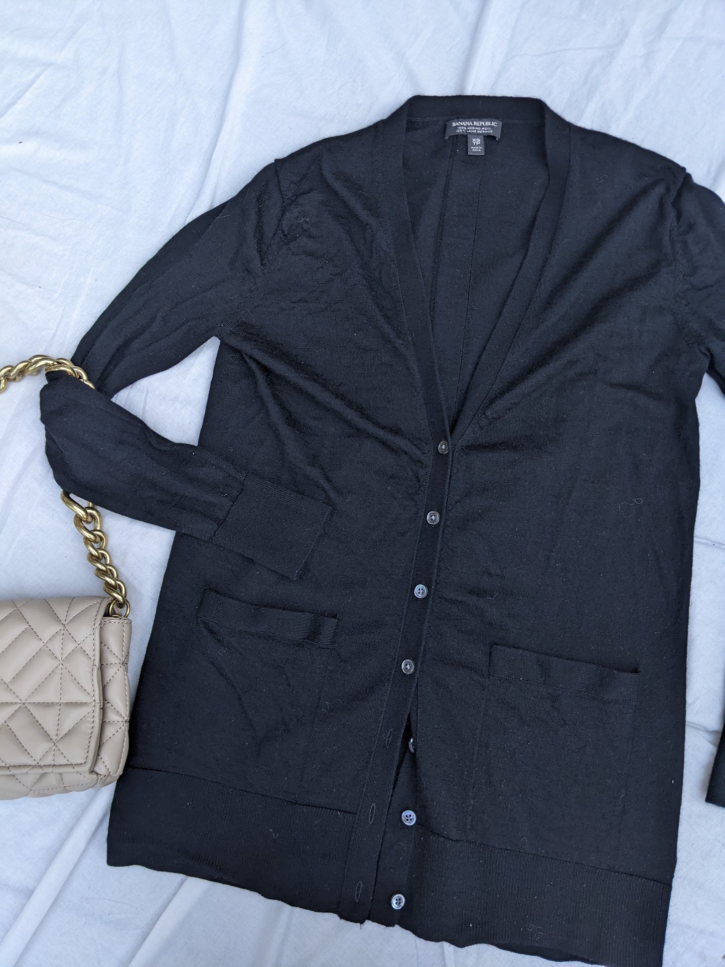Banana Republic 100% merino wool black cardigan sz XS