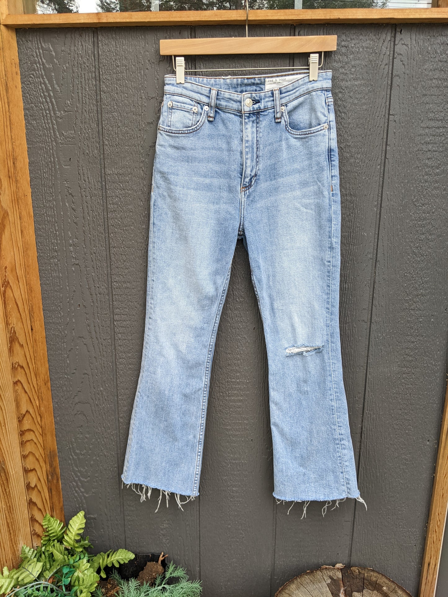 Rag & Bone Casey High Rise Ankle Flare in Lucy size 25