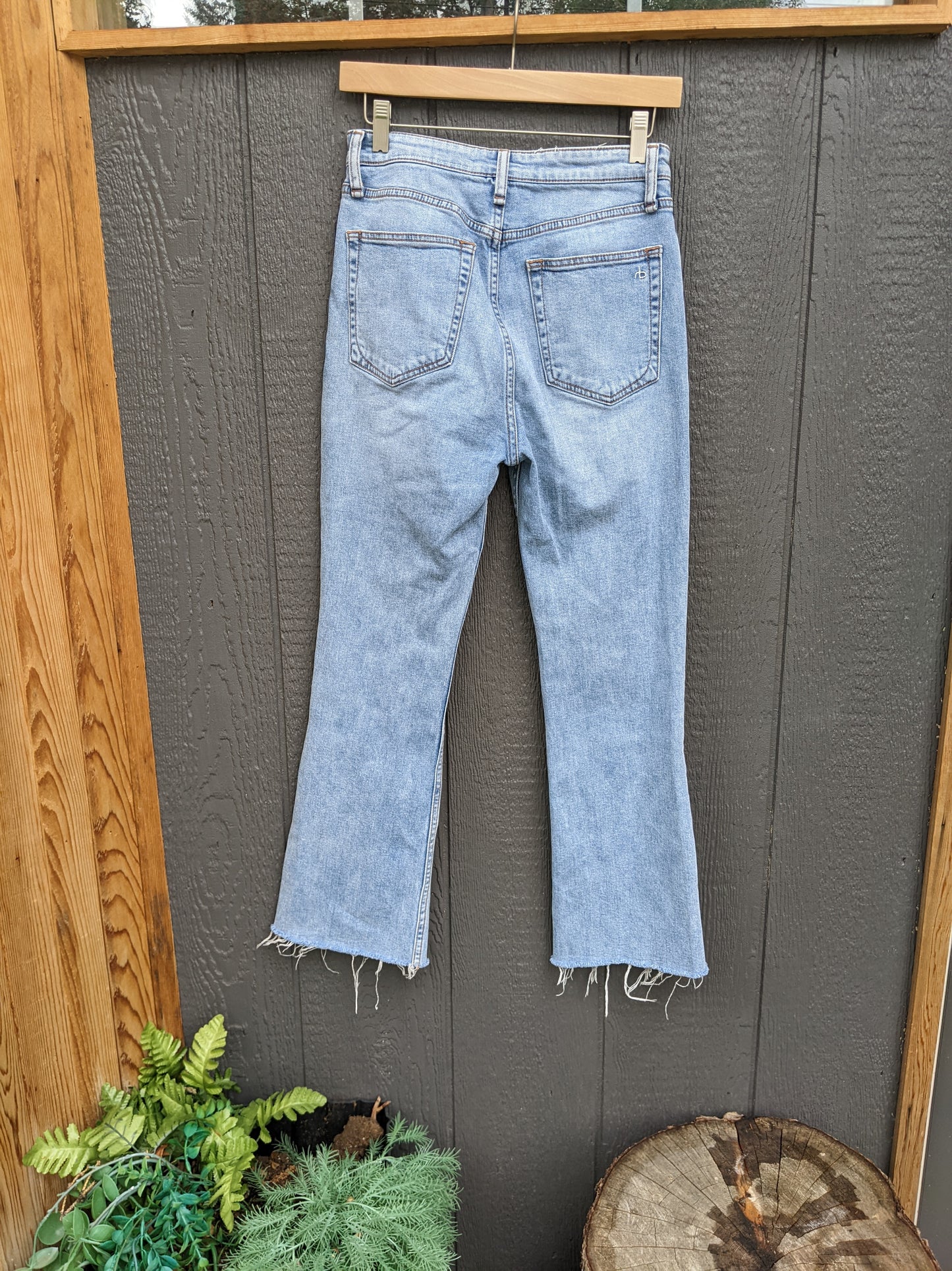 Rag & Bone Casey High Rise Ankle Flare in Lucy size 25