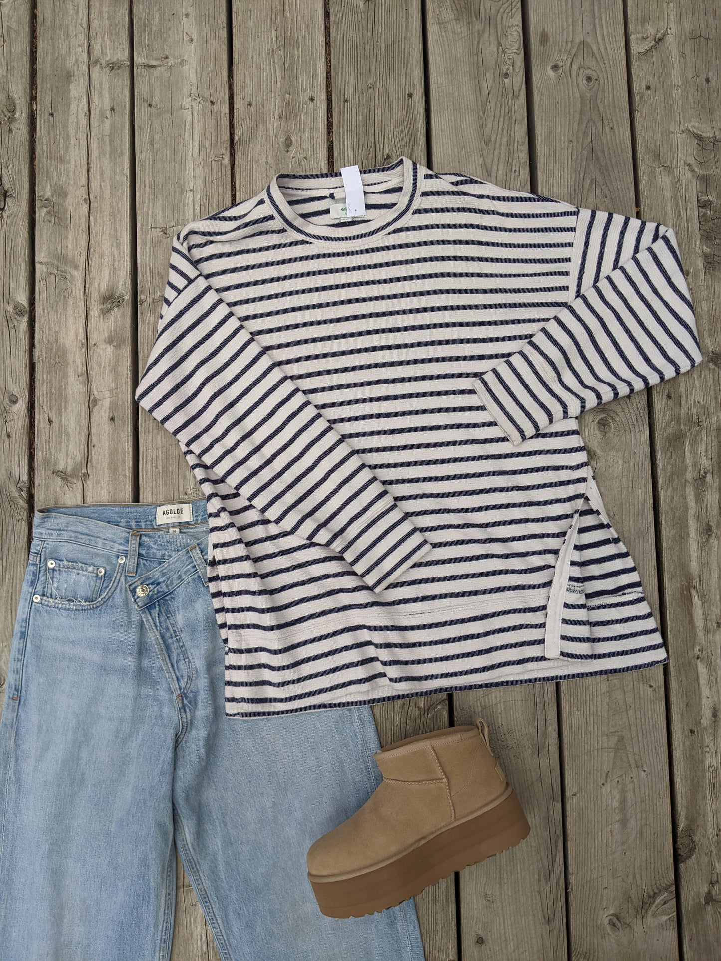 Aerie Terrycloth sweater sz S (fits up to Lrg)