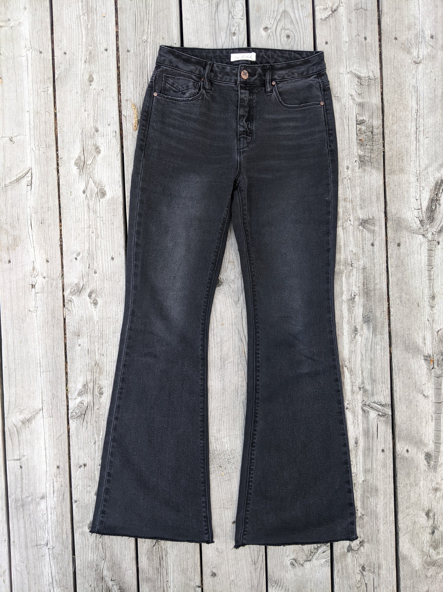 Unpublished "Janet Flare Jeans" sz 26.