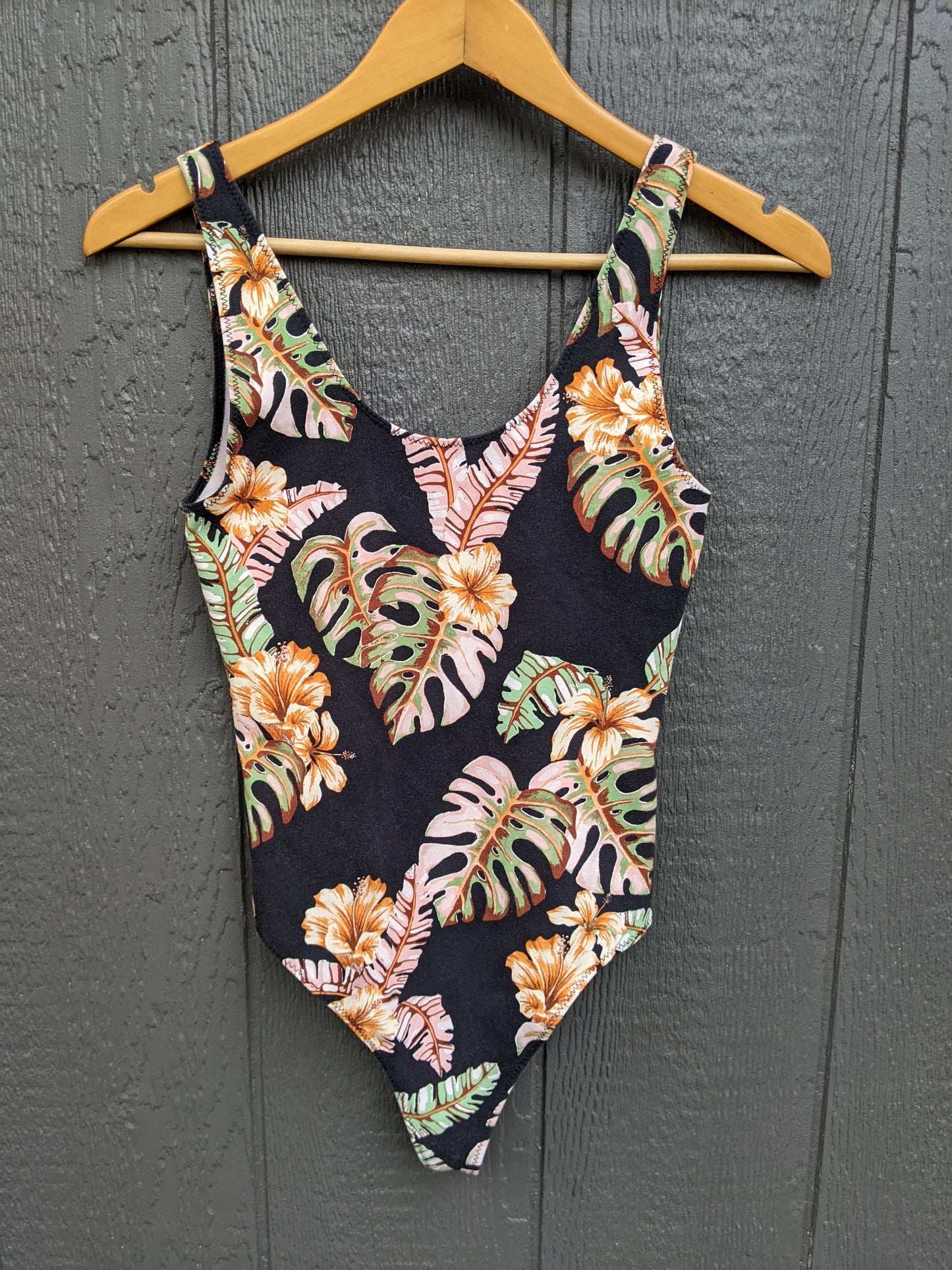 Wilfred Free bodysuit sz M