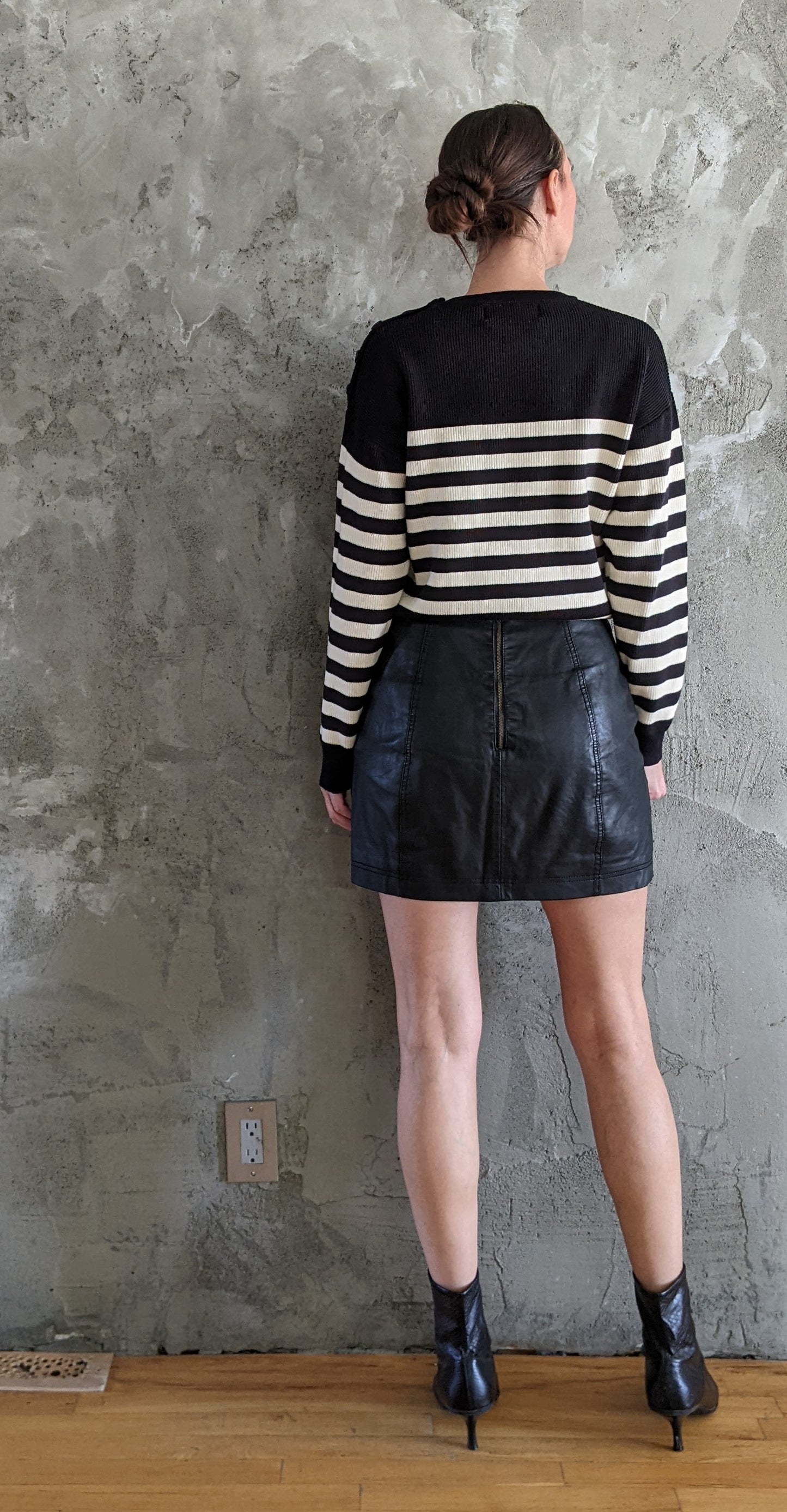 Pink Martini striped sweater sz XS