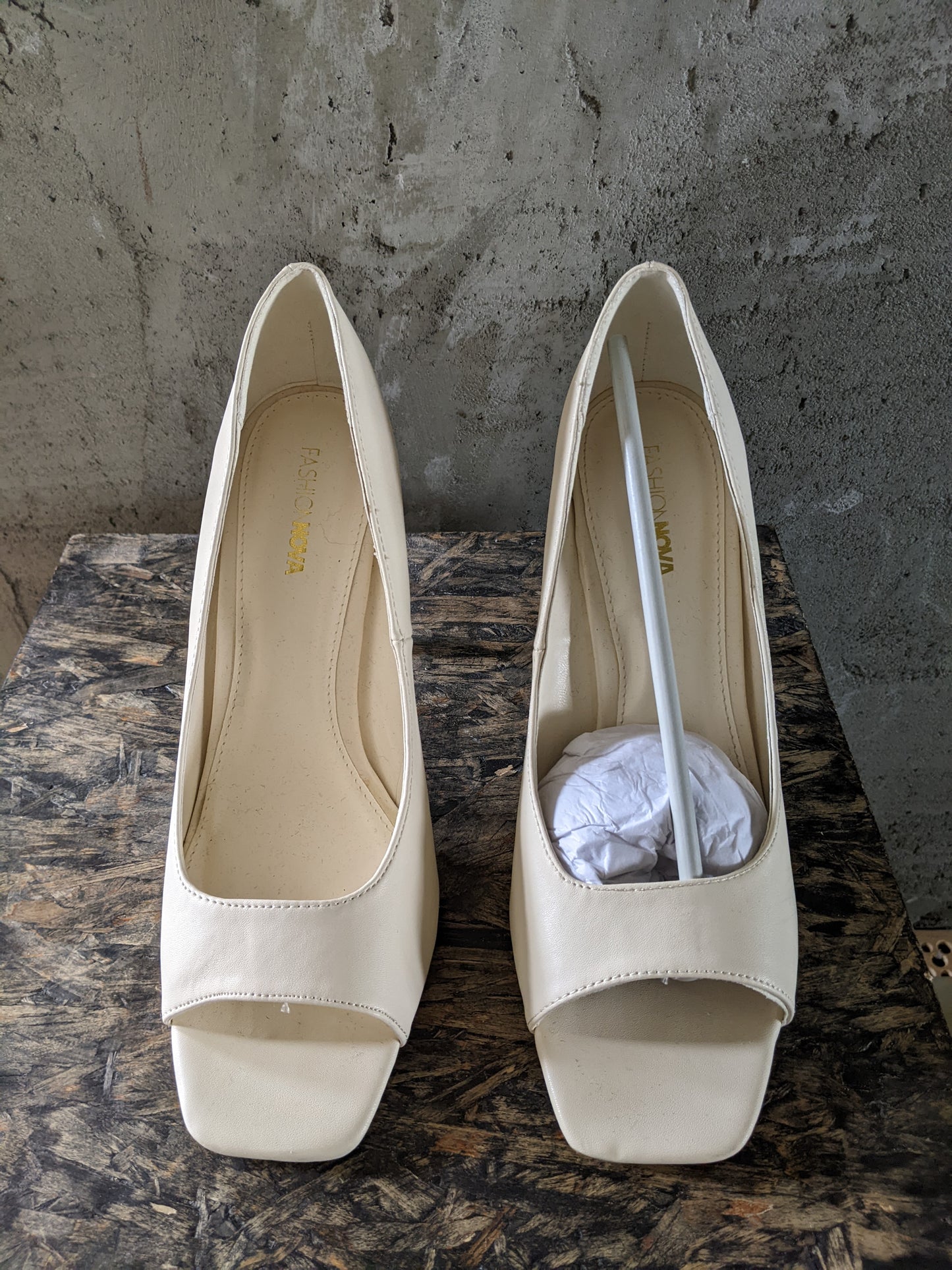 New! Fashion Nova sz 10