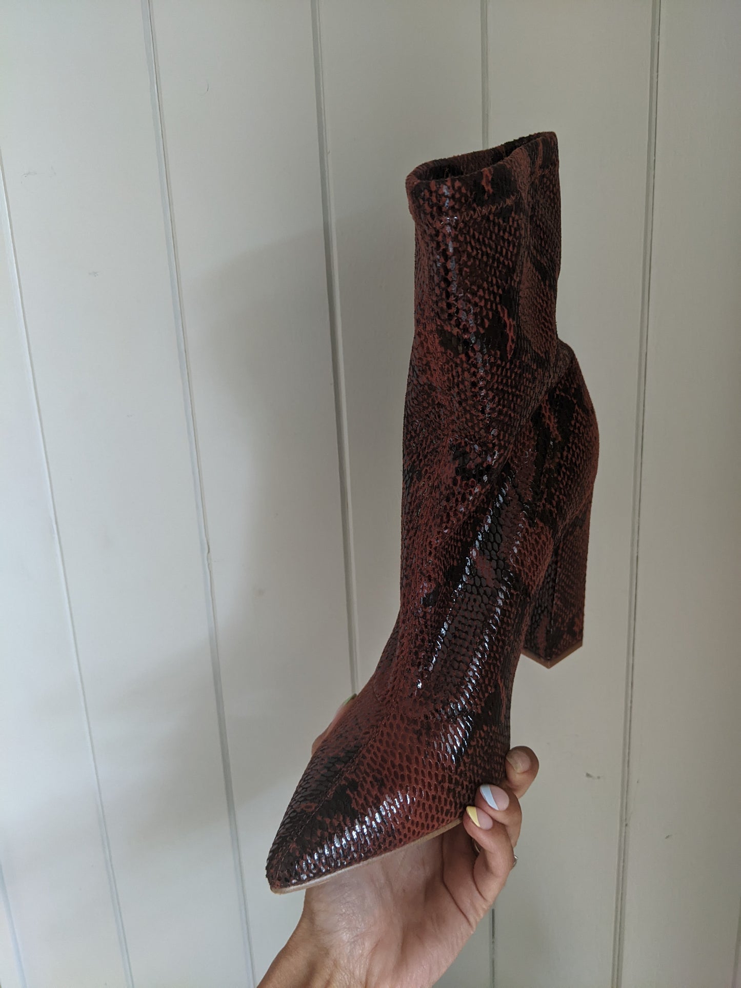 Raye "Fang Booties" sz 8