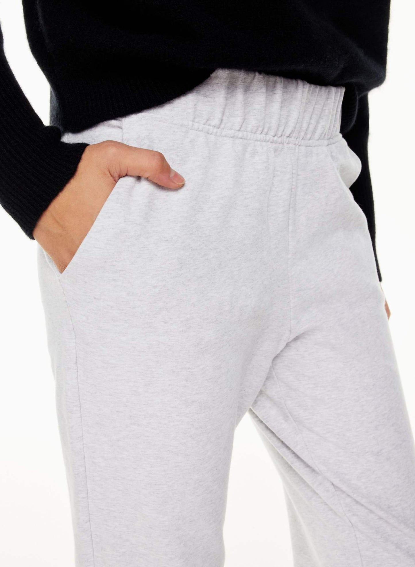 Group by Babaton rocket pant sz S in Grey/Taupe