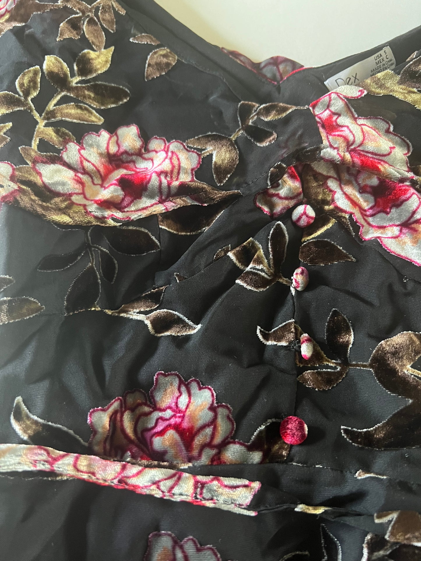 NWT! Dex “Velvet Rose” dress size XS/S