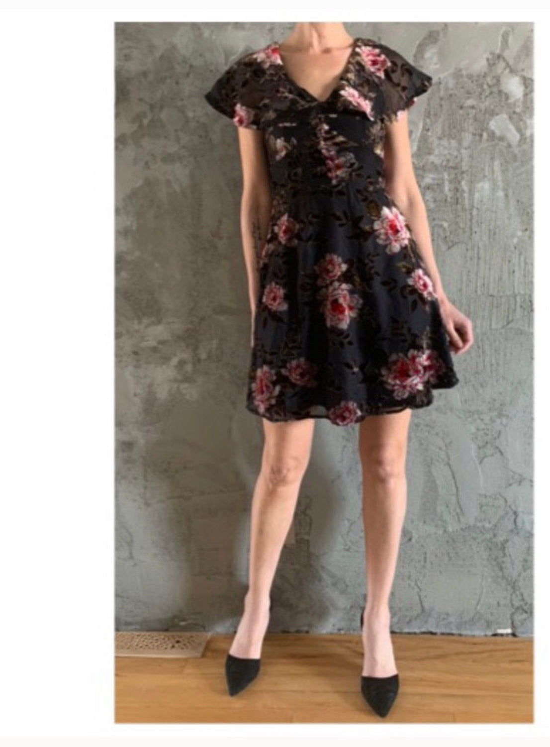 NWT! Dex “Velvet Rose” dress size XS/S