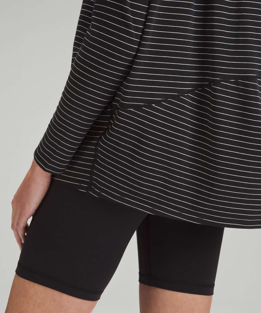 Lululemon Back in Action Long-Sleeve Shirt. Fits M