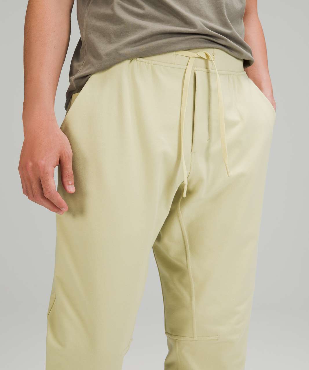Lululemon City Sweat Jogger in
Dew Green Sz Lrg