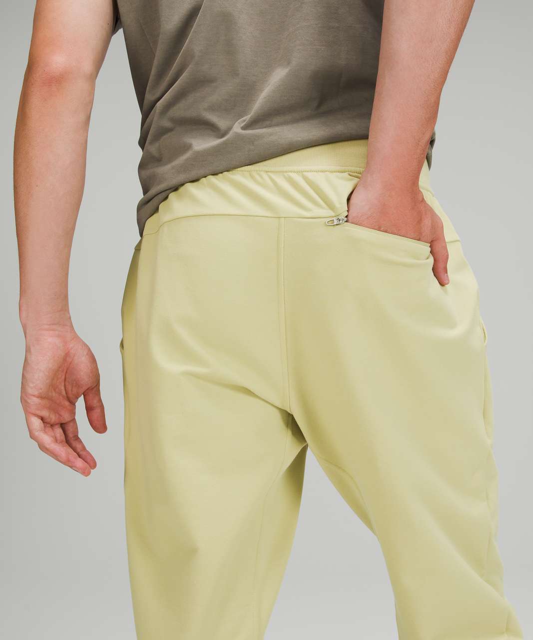 Lululemon City Sweat Jogger in
Dew Green Sz Lrg