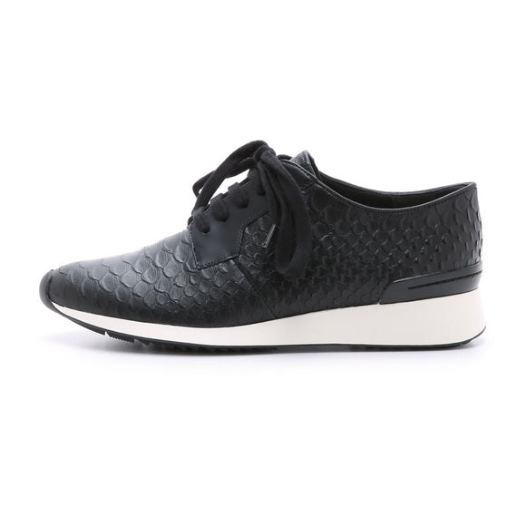 Vince Rayner Python Embossed Sneaker sz 9
