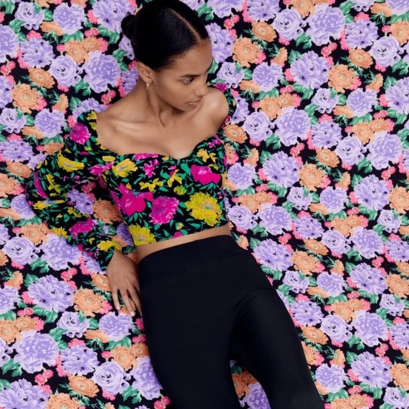 New!! Zara sweetheart neckline floral top sz XS.