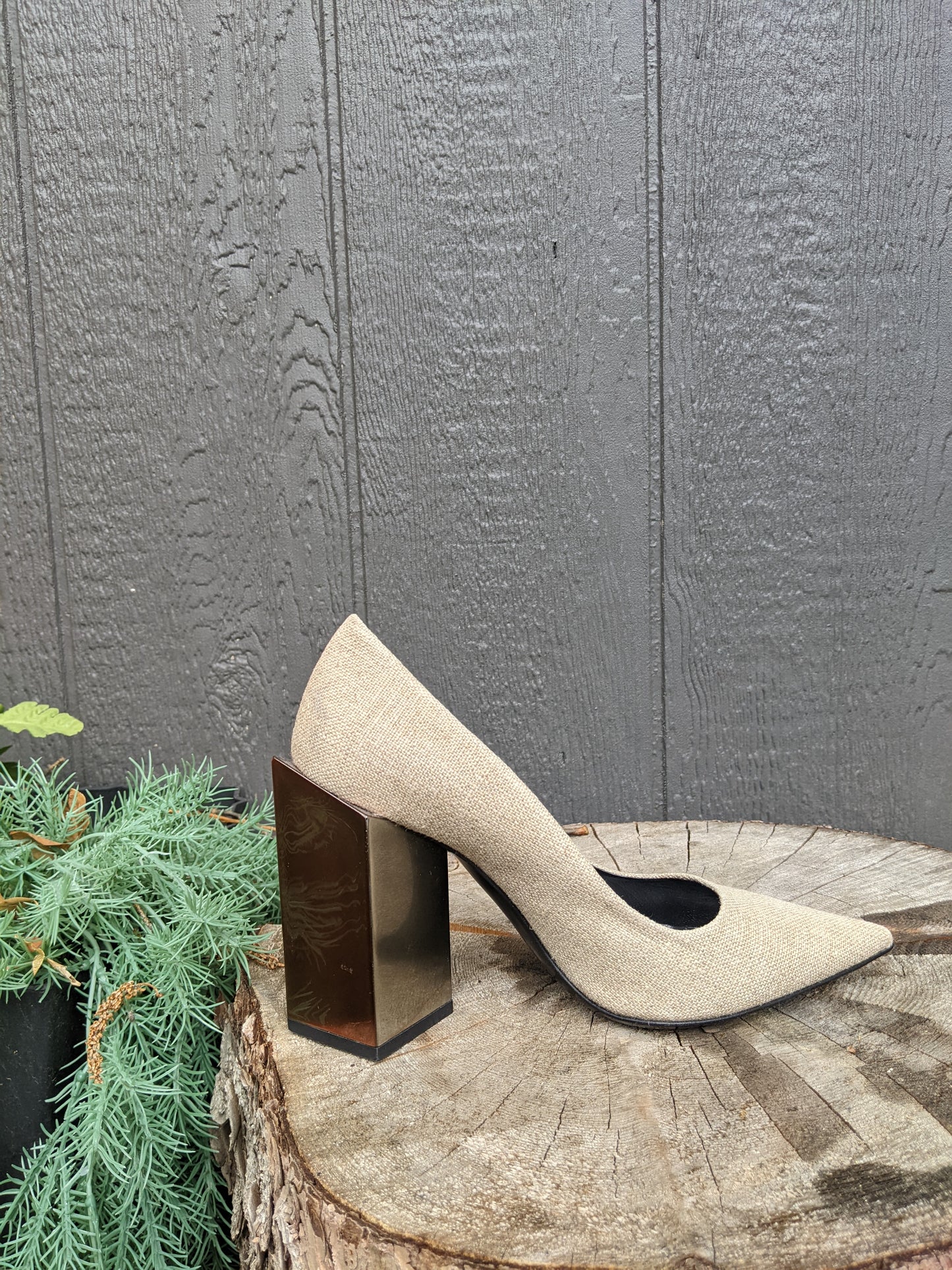 Pierre Hardy structural pumps sz 37
