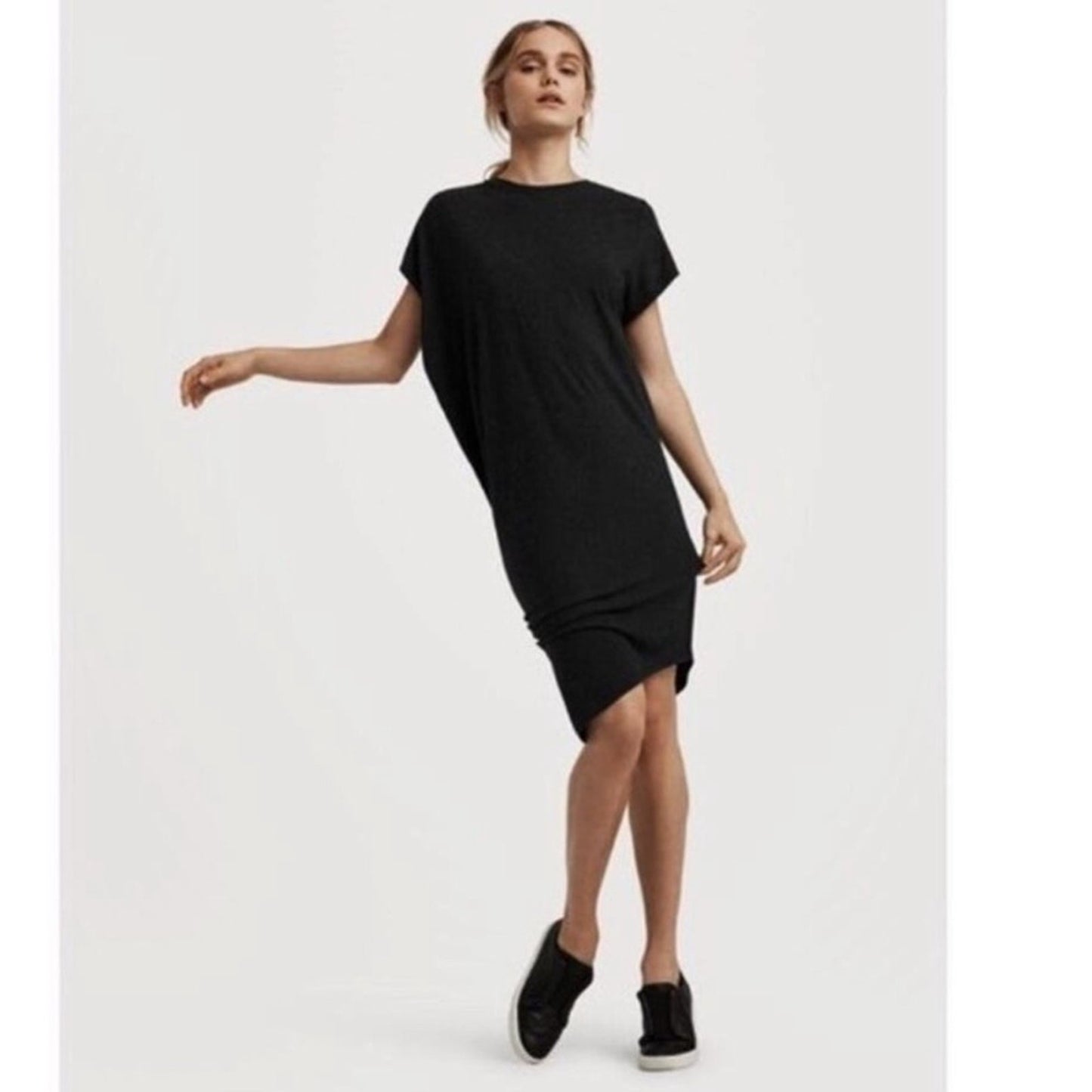 Kit + Ace "Wave dress". Fits S-L