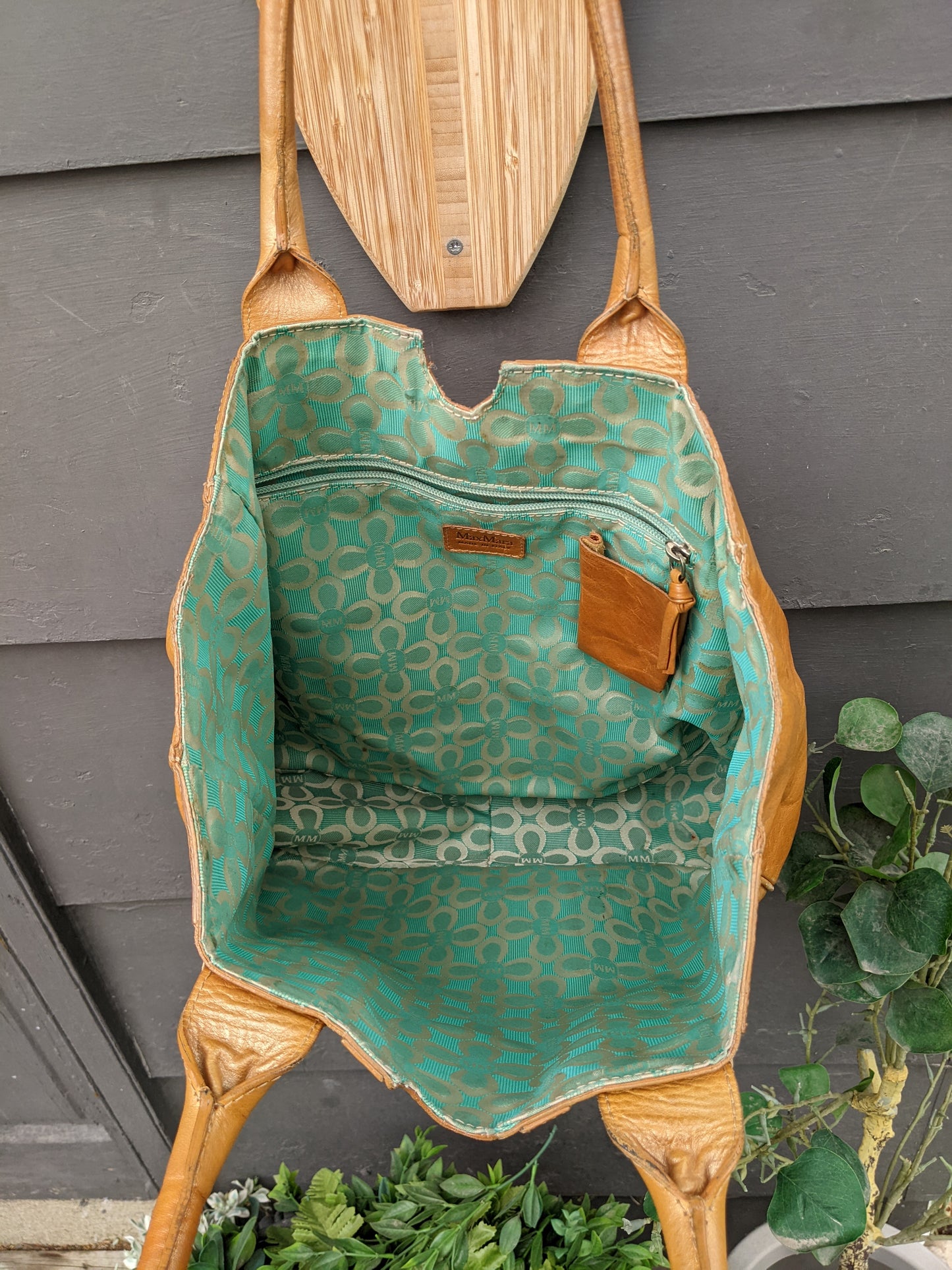 Max Mara leather shoulder bag. *As is