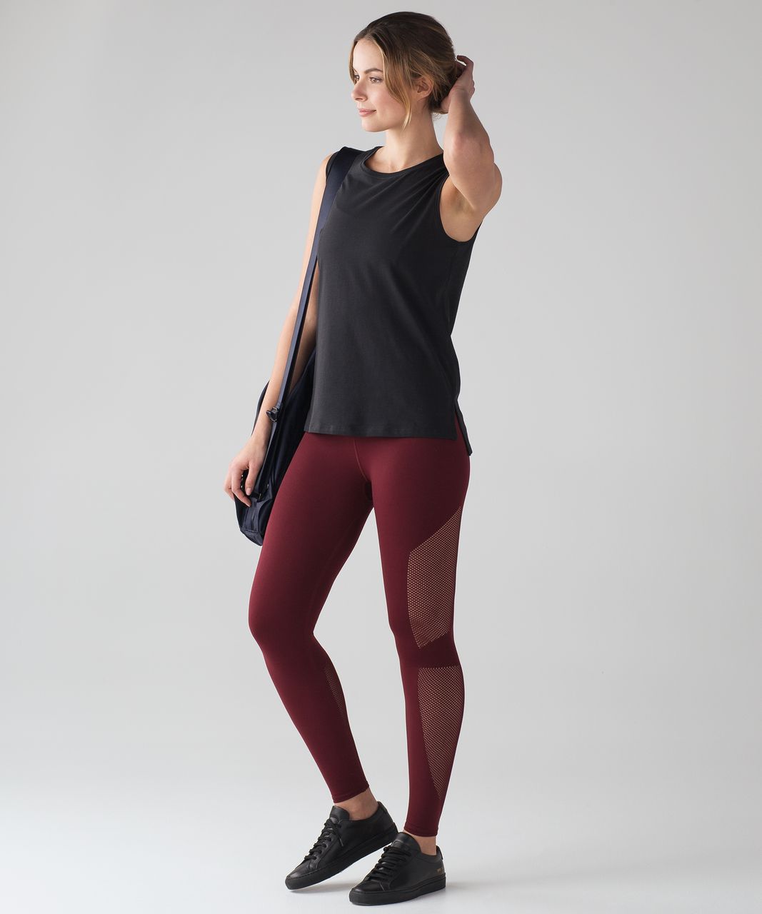 Lululemon Reveal 7/8 Tight
Deep Rouge sz S