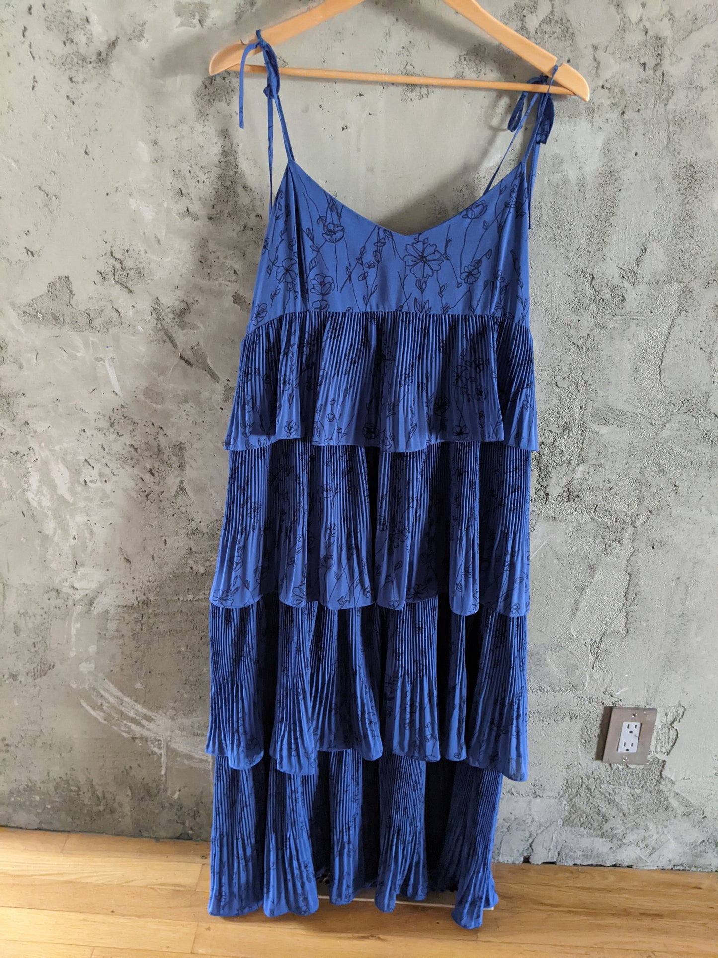 Club Monaco dress sz 12