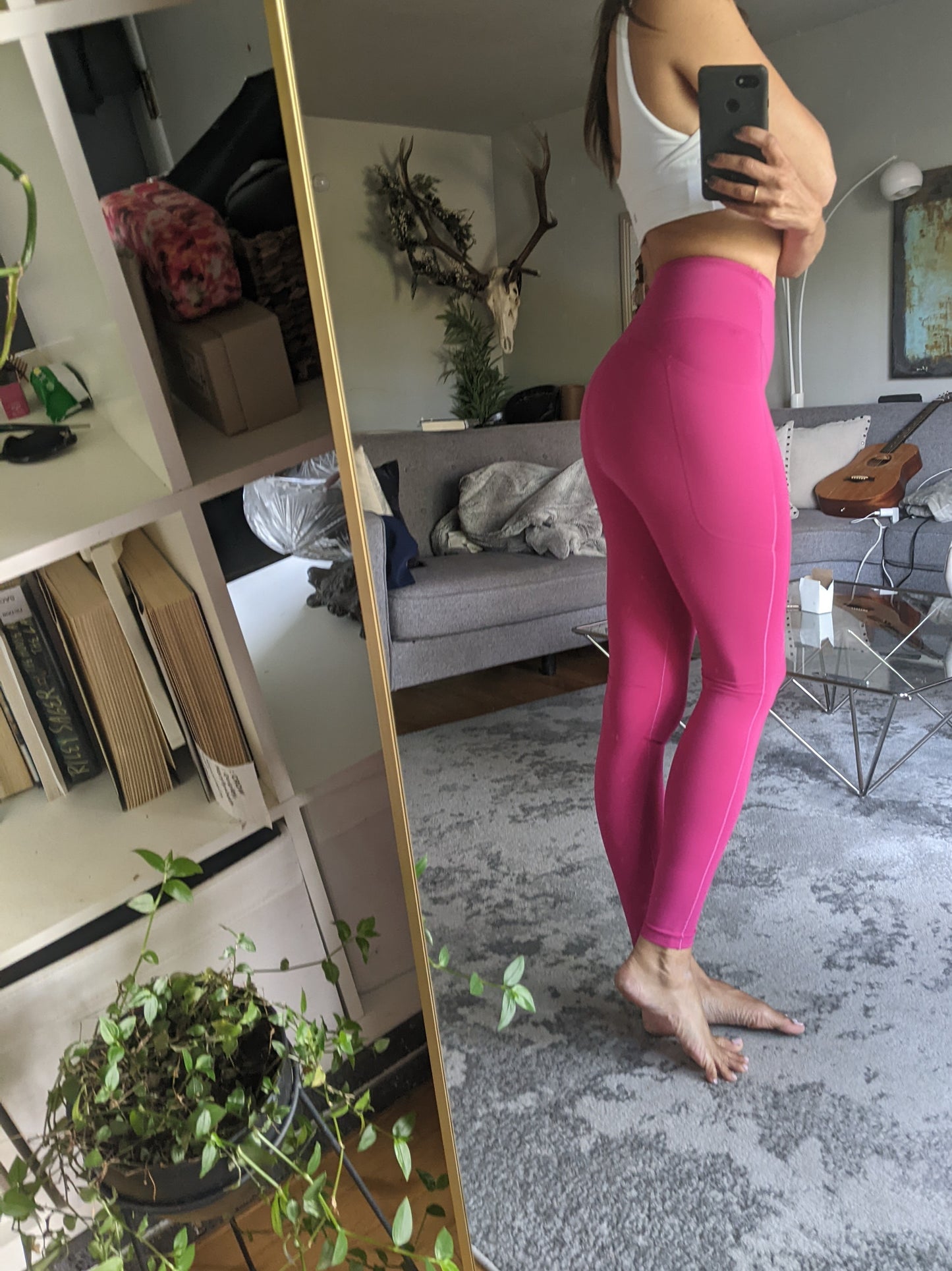 Arc'teryx Essent High Rise Legging. Fits sz 4