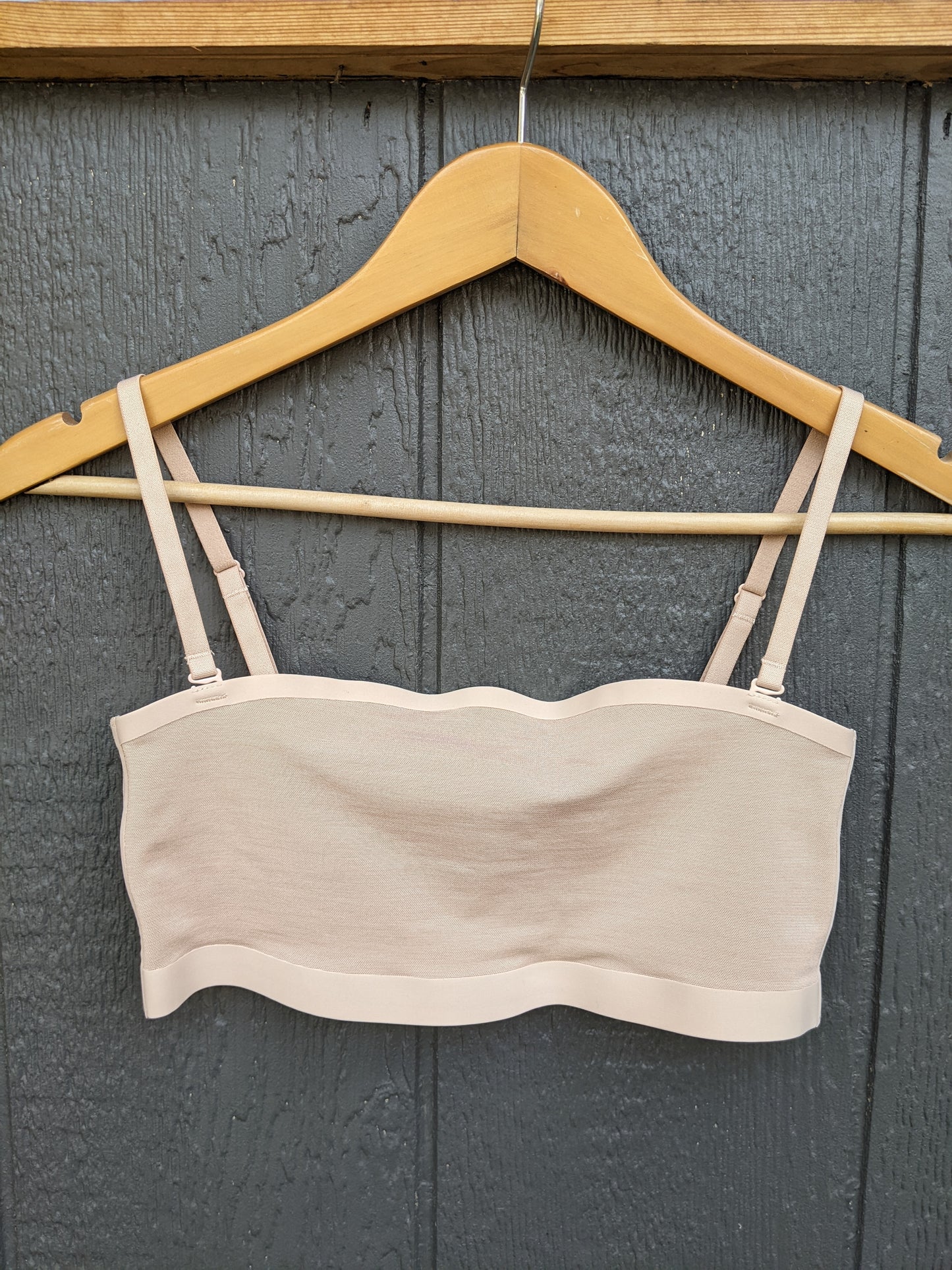NWOT! SKIMS Sheer Sculpt Bandeau Bralette in clay sz M