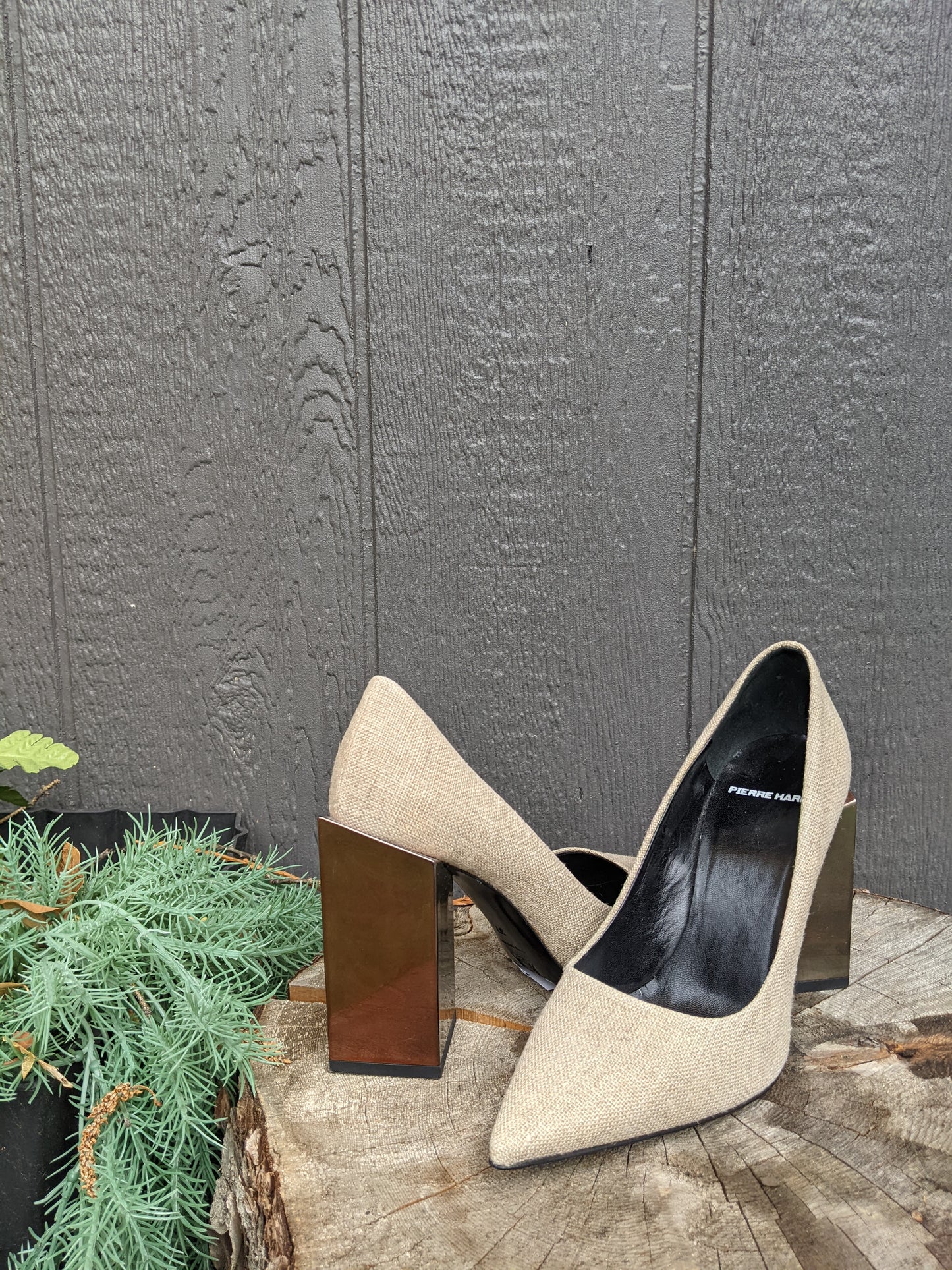 Pierre Hardy structural pumps sz 37