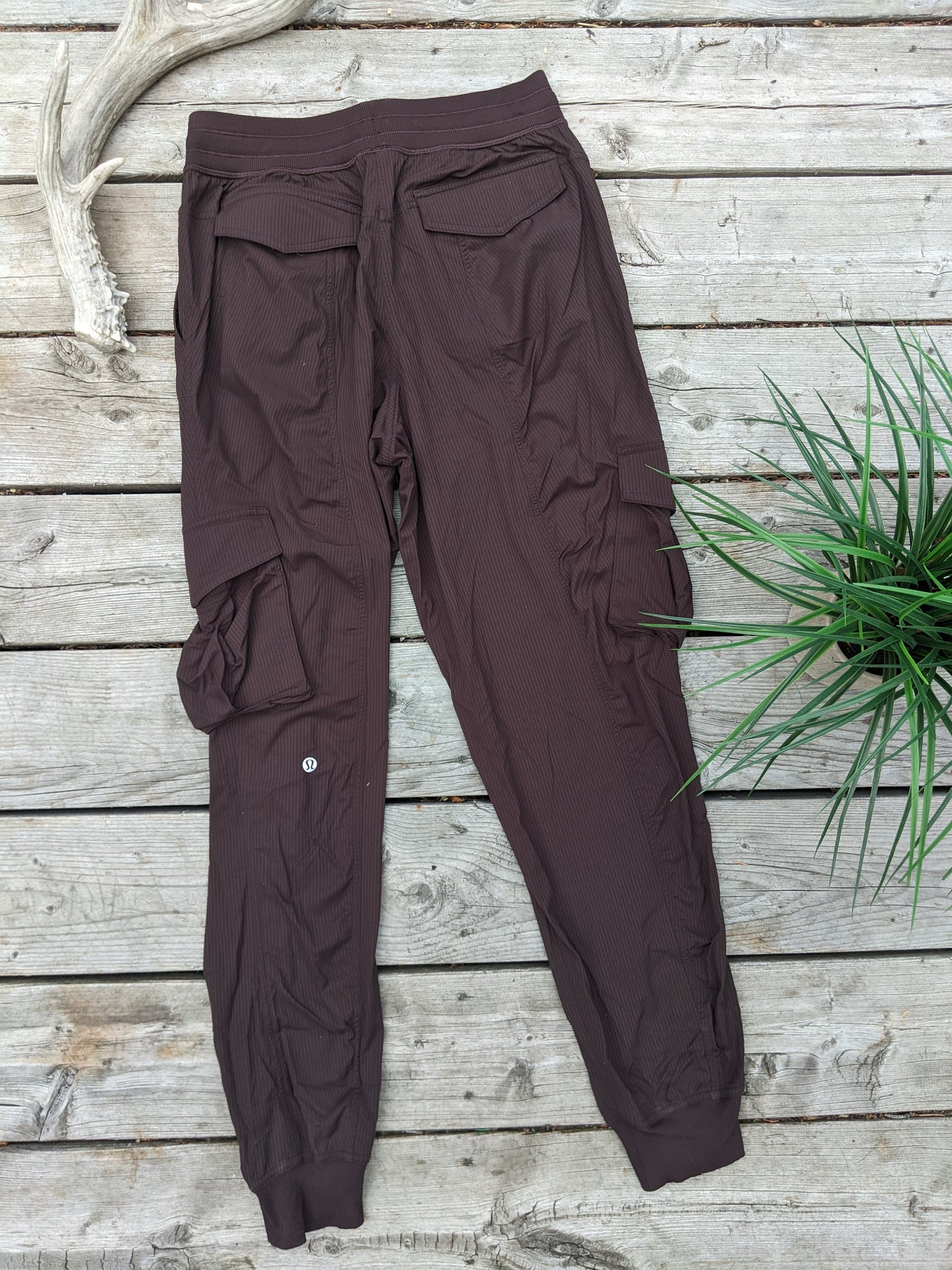 Lululemon Dance Studio Relaxed-Fit Mid-Rise Cargo Jogger sz XS
