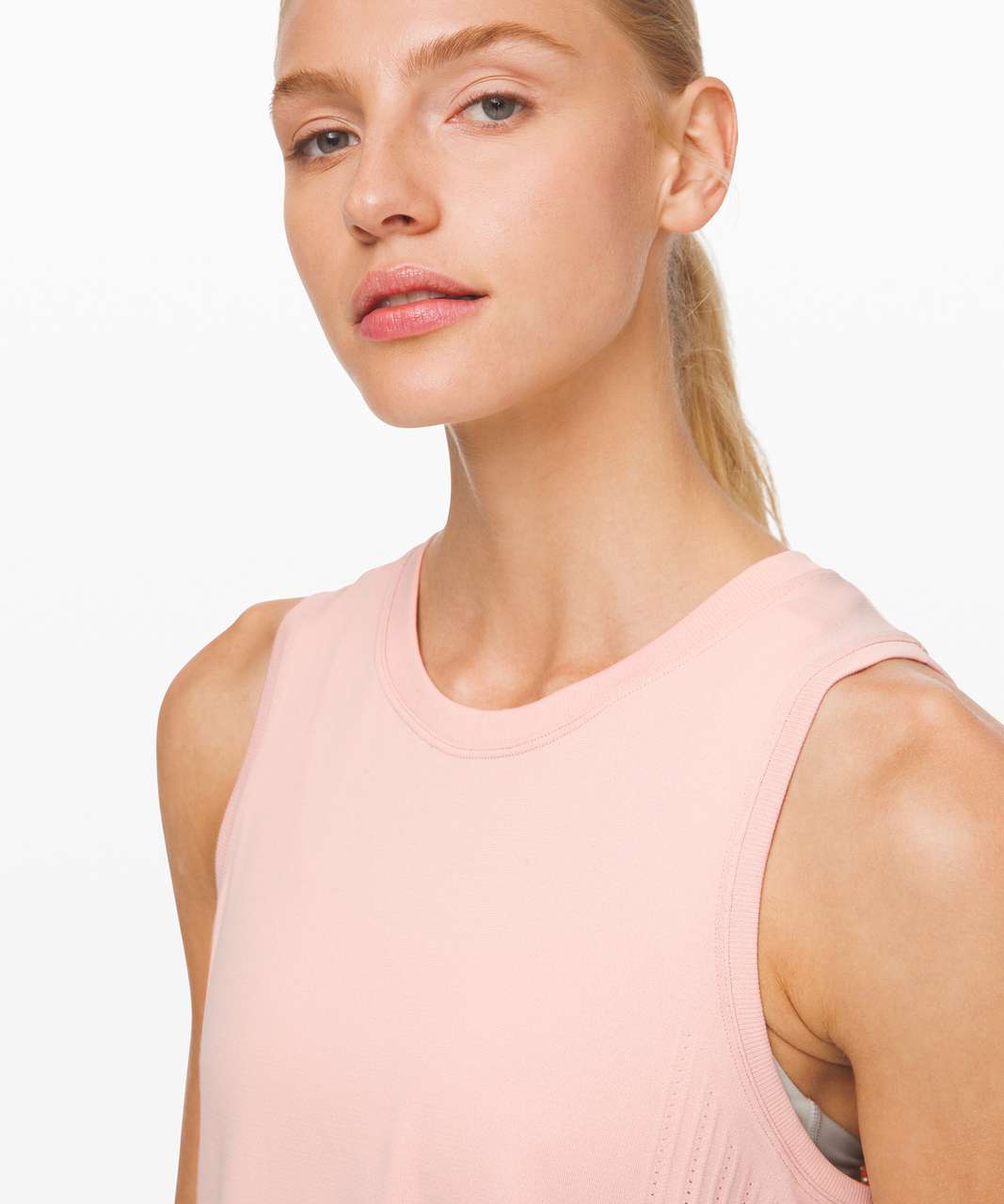 Lululemon Train to Be Tank
Pink Bliss sz 4/6