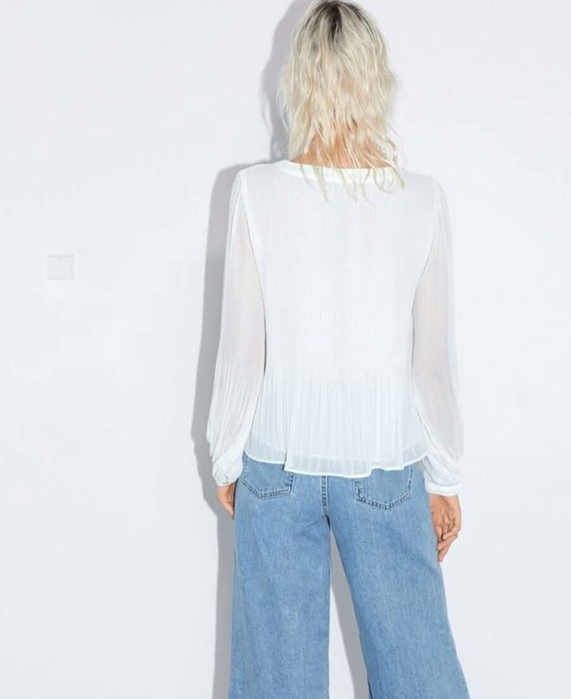 Zara pleated top. Fits S/M